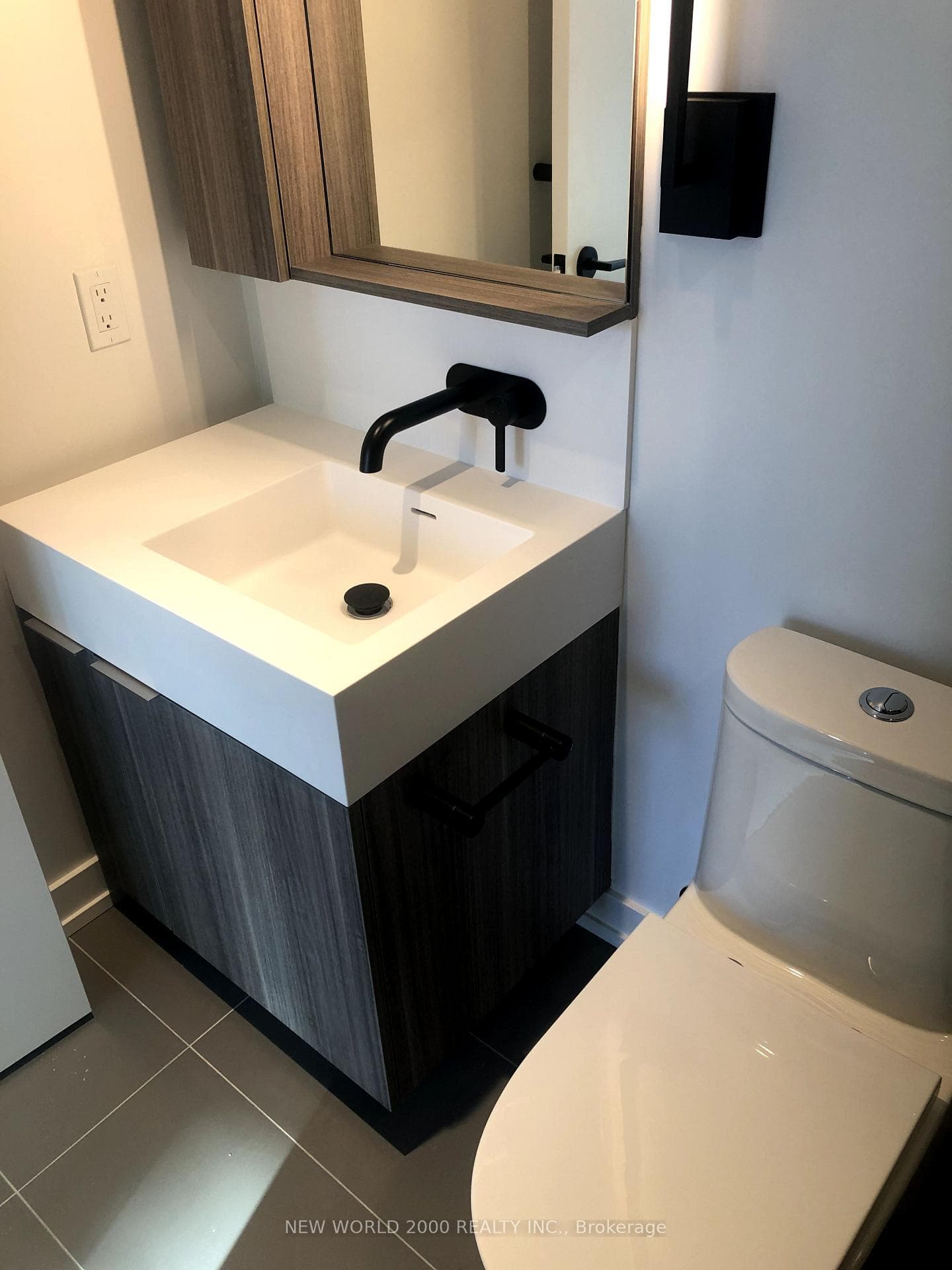 117 Broadway Avenue Unit 1306 photo 12