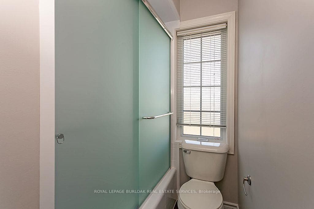 3480 Upper Middle Road Unit 13 photo 18