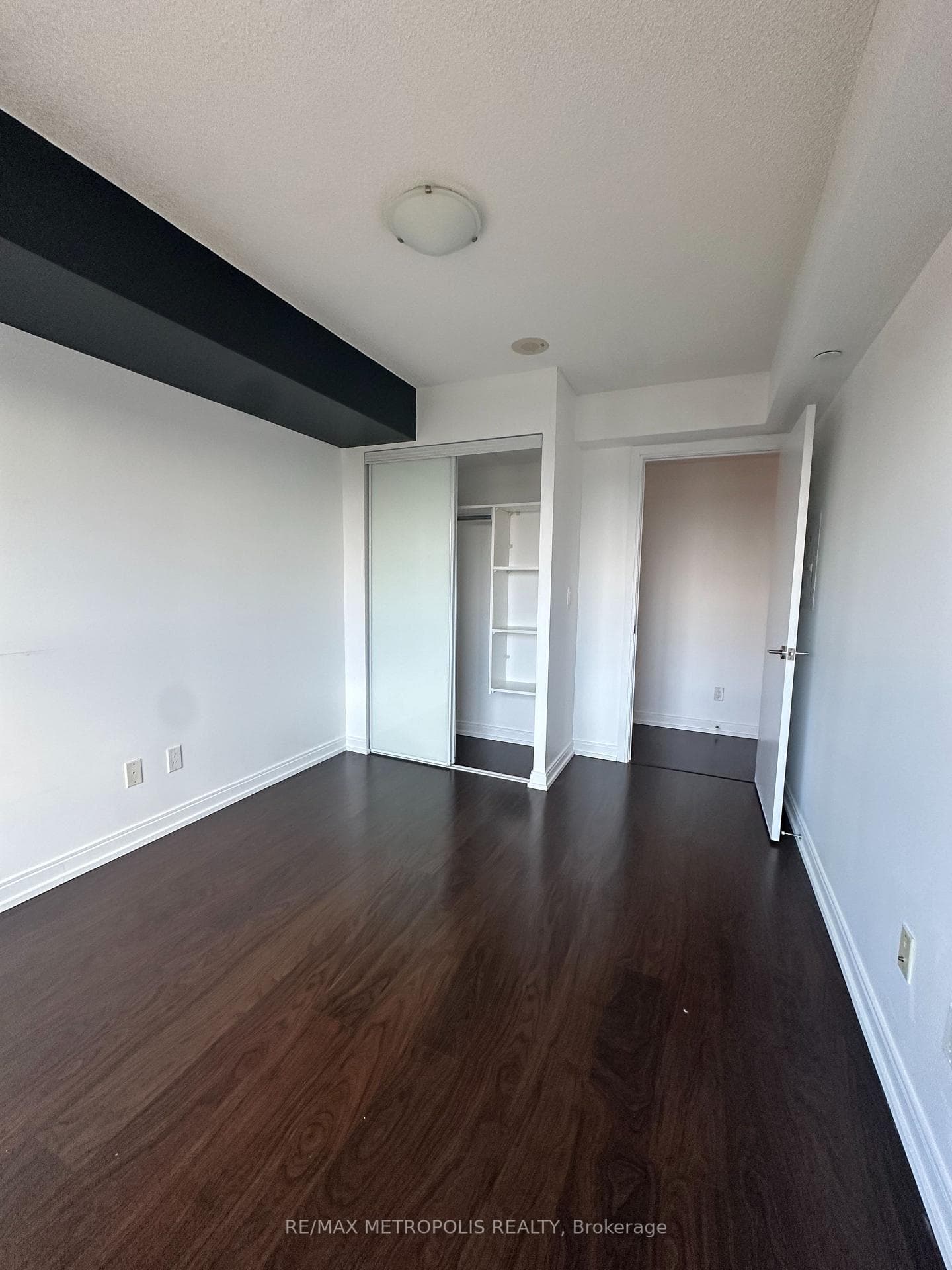 255 Village Green Square Unit 2808 photo 6