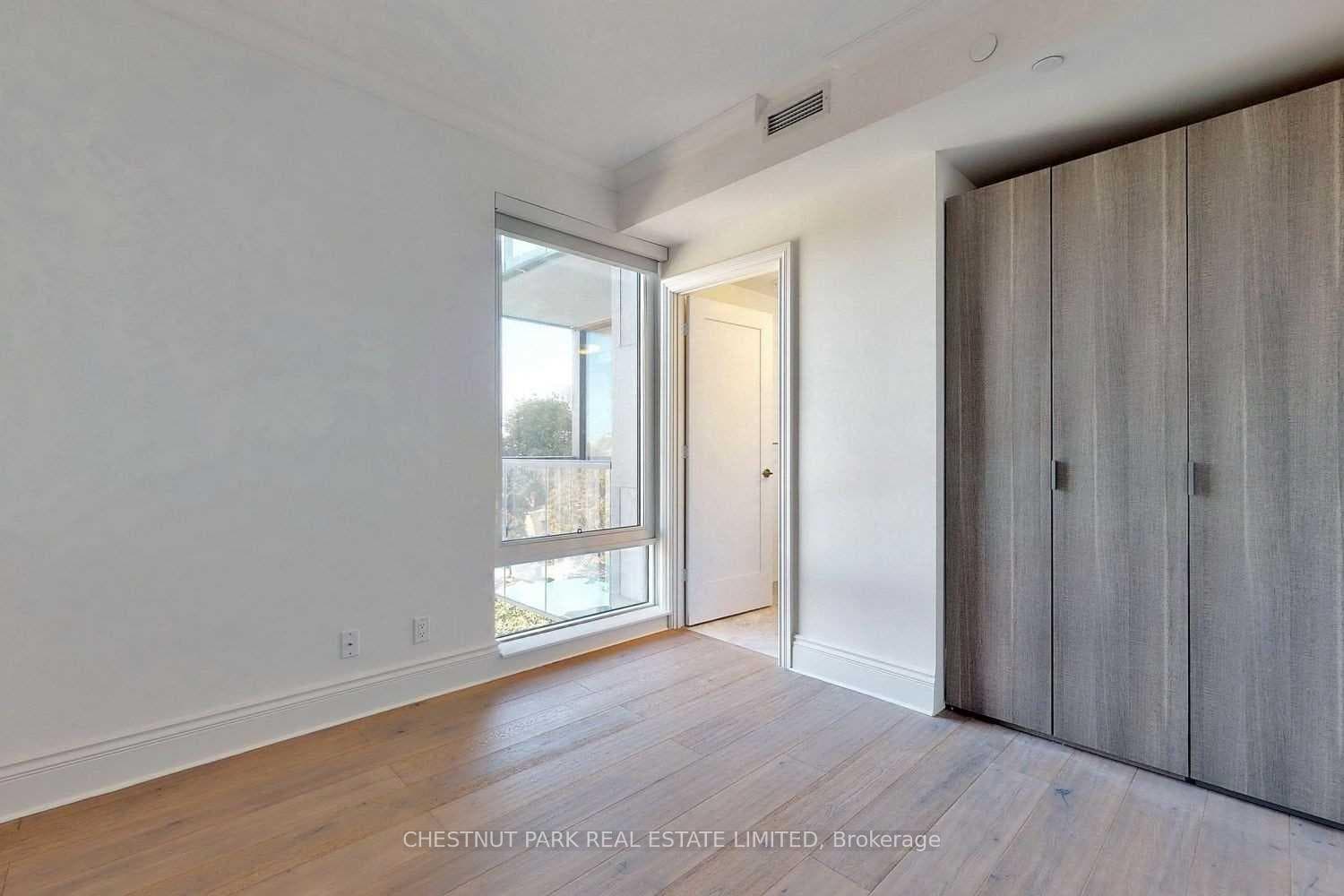 128 Pears Avenue Unit 704 photo 8
