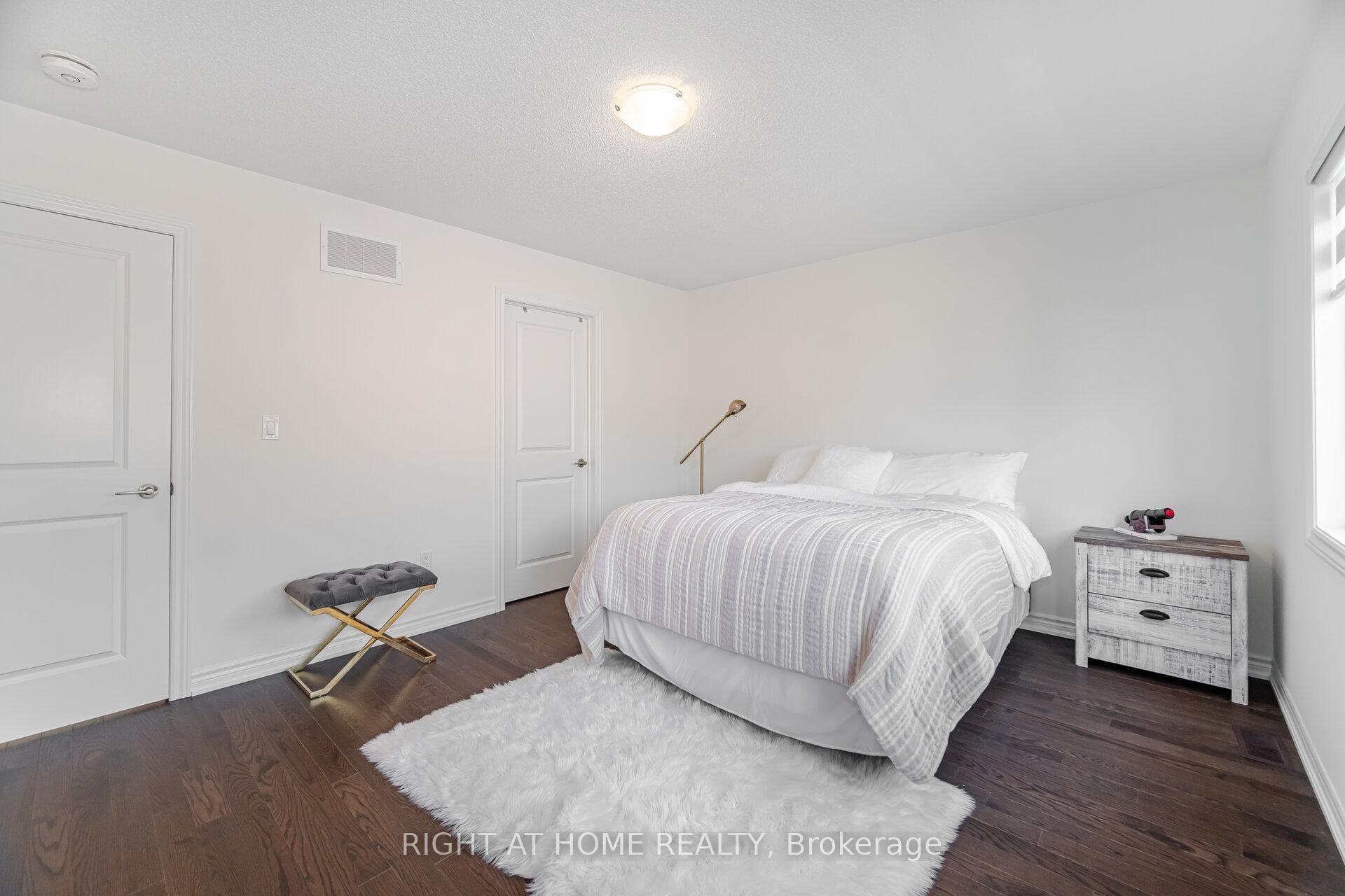 462 Celandine Terrace photo 21