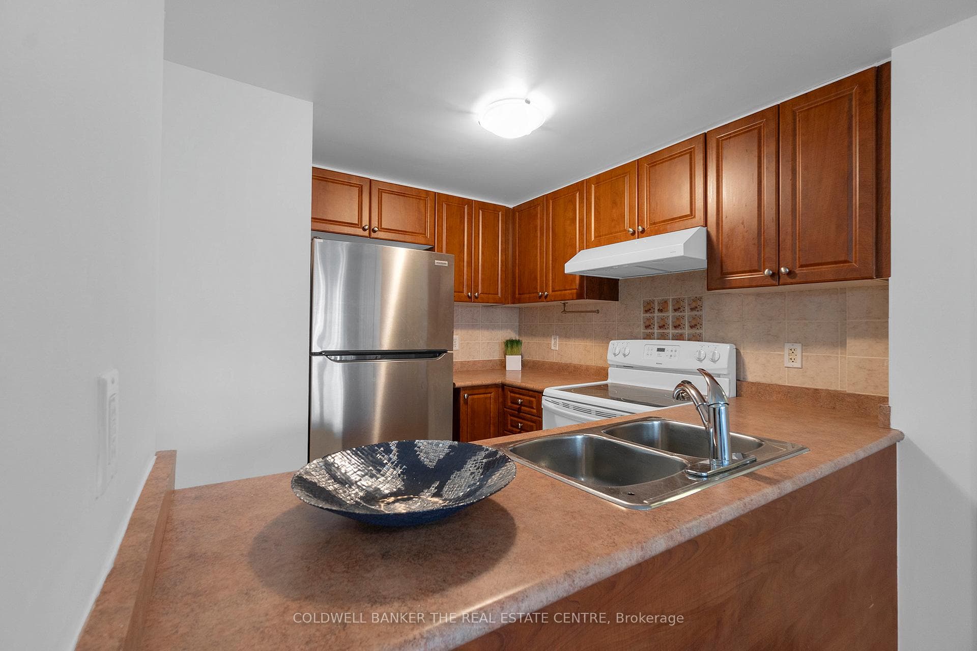 3047 Finch Avenue Unit 2057 photo 12