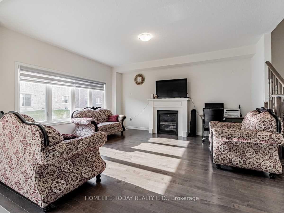 364 Danny Wheeler Boulevard photo 8