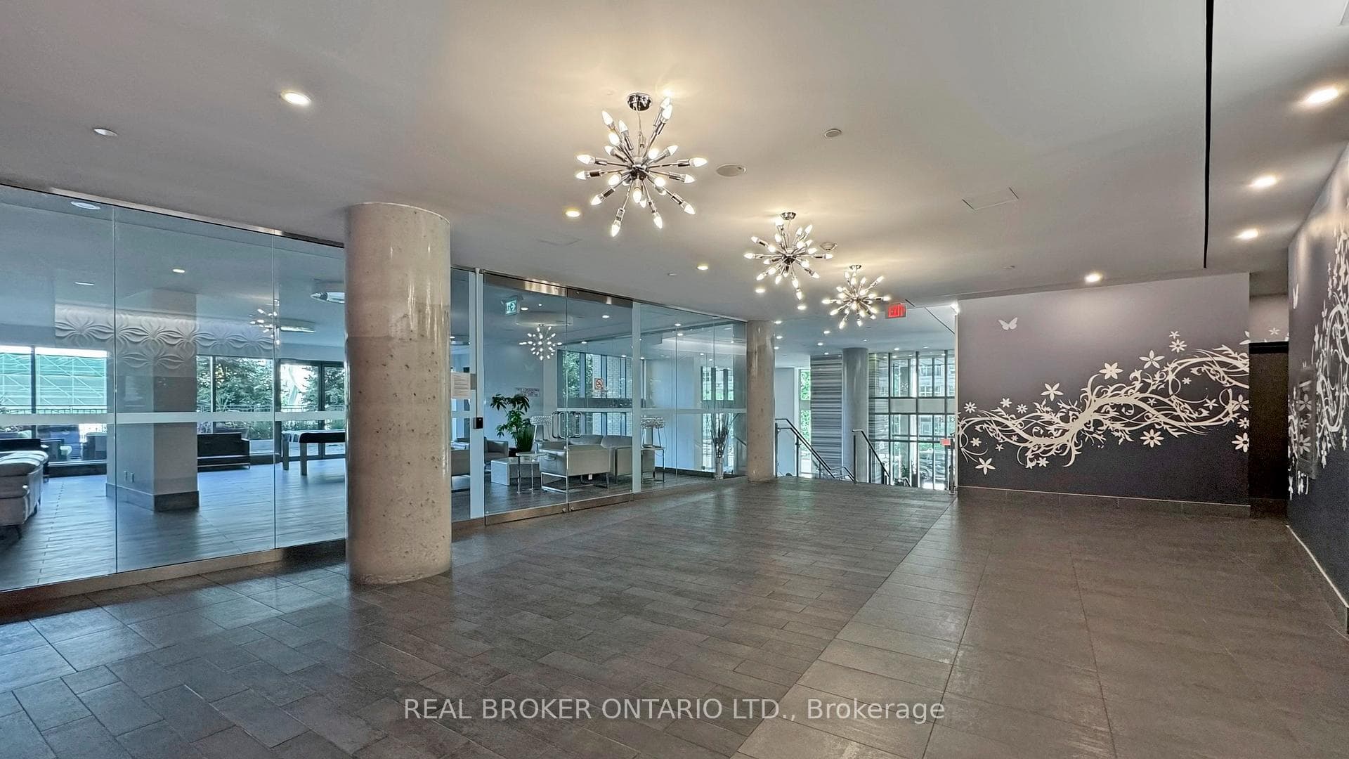 69 Lynn Williams Street Unit 1210 photo 17