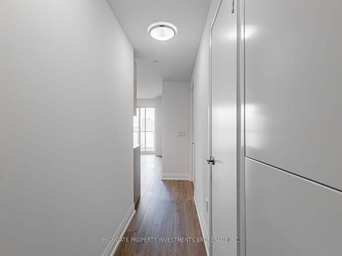 77 Mutual Street Unit 3608 photo 3
