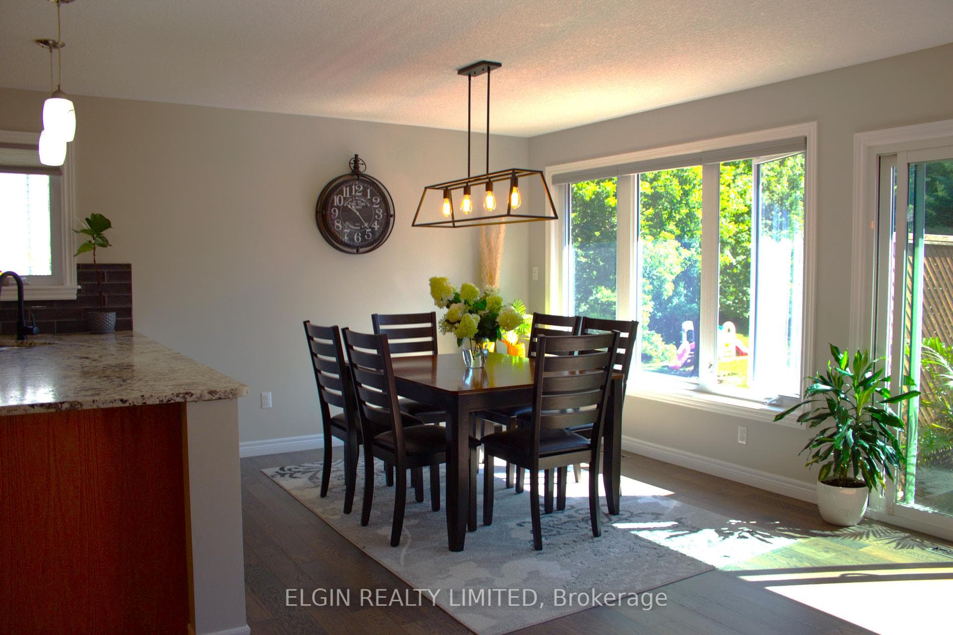 19 Blue Heron Place photo 12