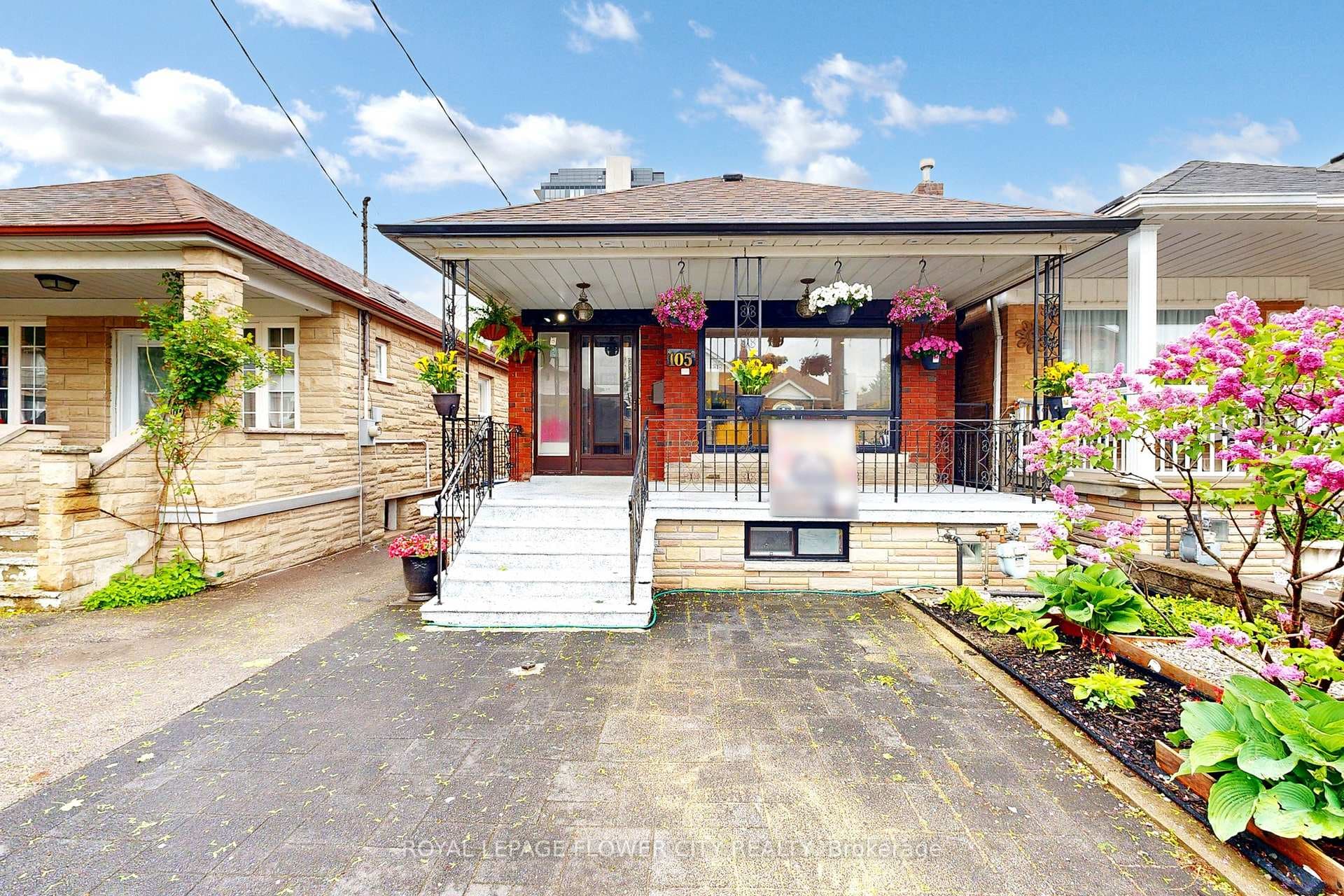 105 Livingstone Avenue photo 1