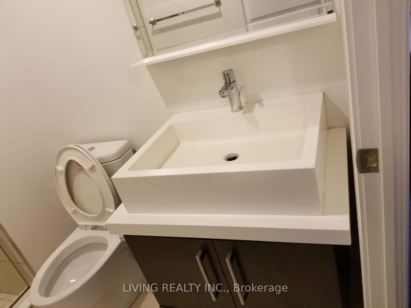 65 St Mary Street Unit 410 photo 10