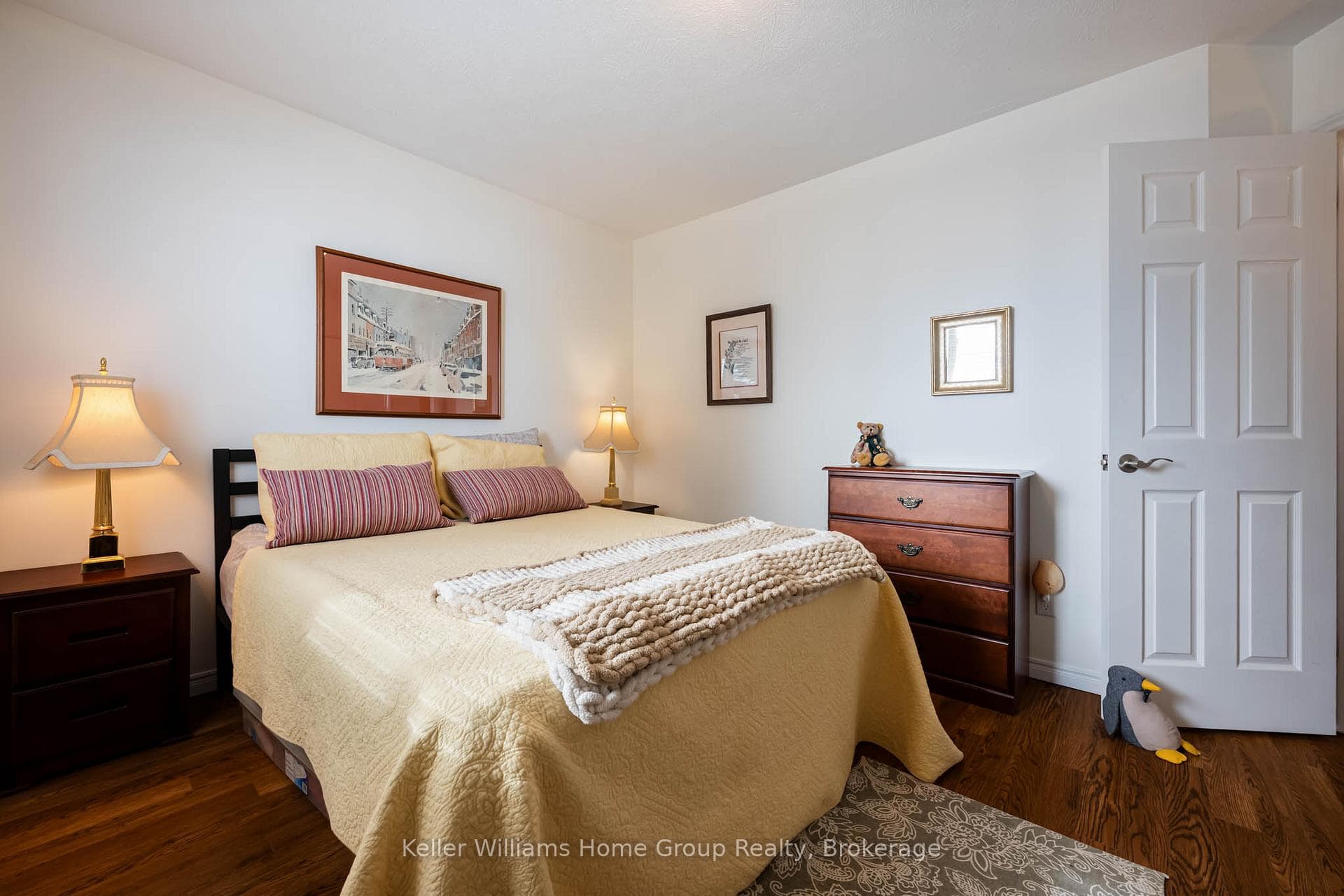 550 MAPLE Avenue photo 29