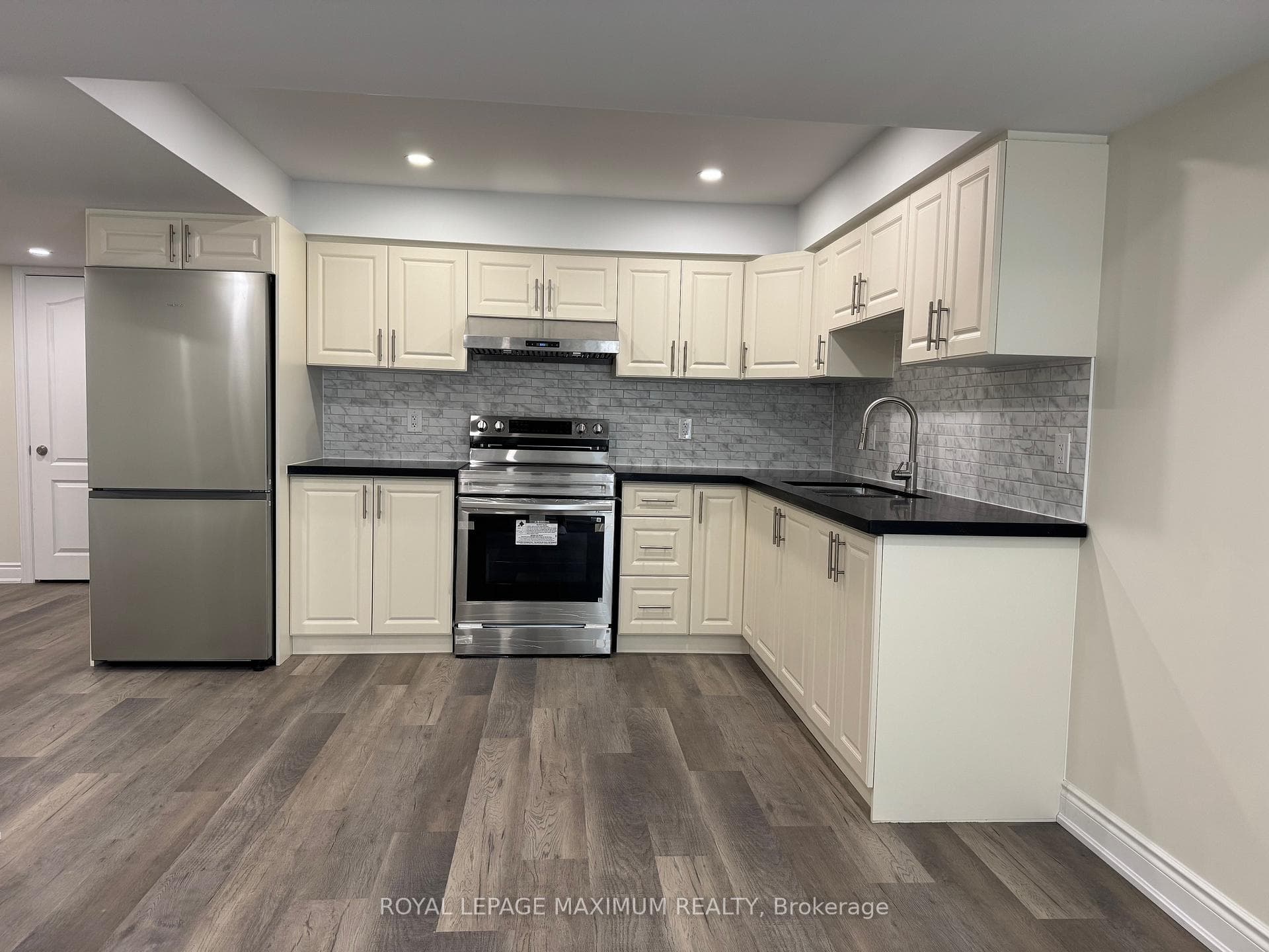 38 Credo Drive photo 5