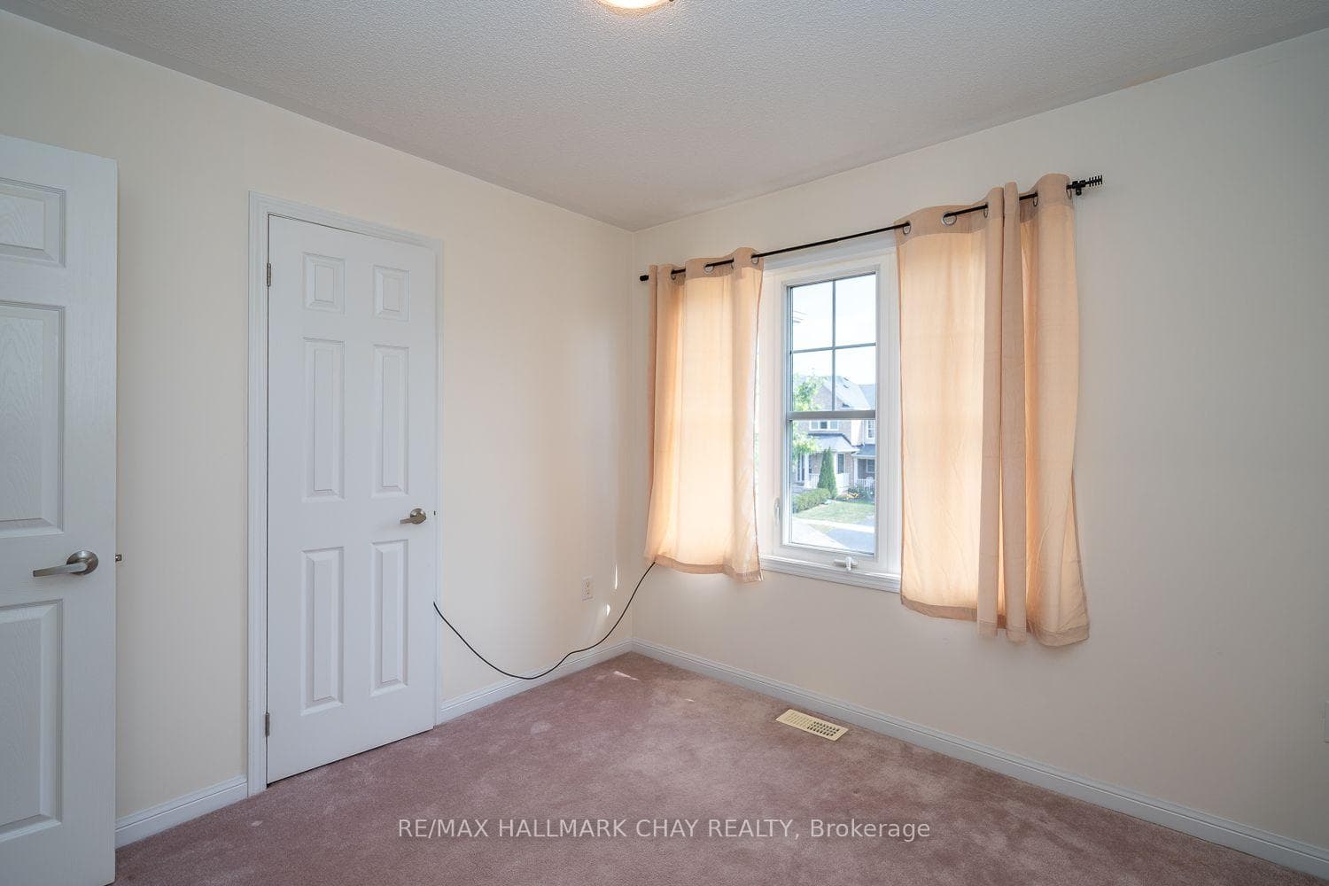 20 Steele Street photo 29