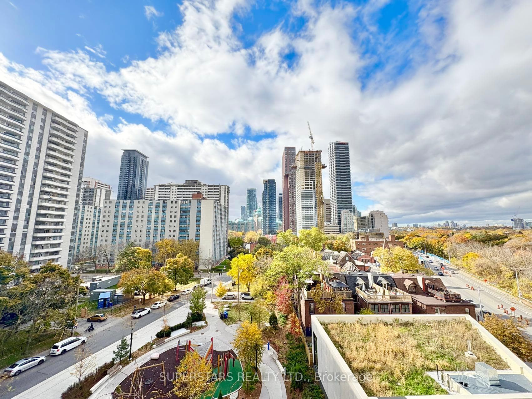 575 Bloor Street Unit 601 photo 9