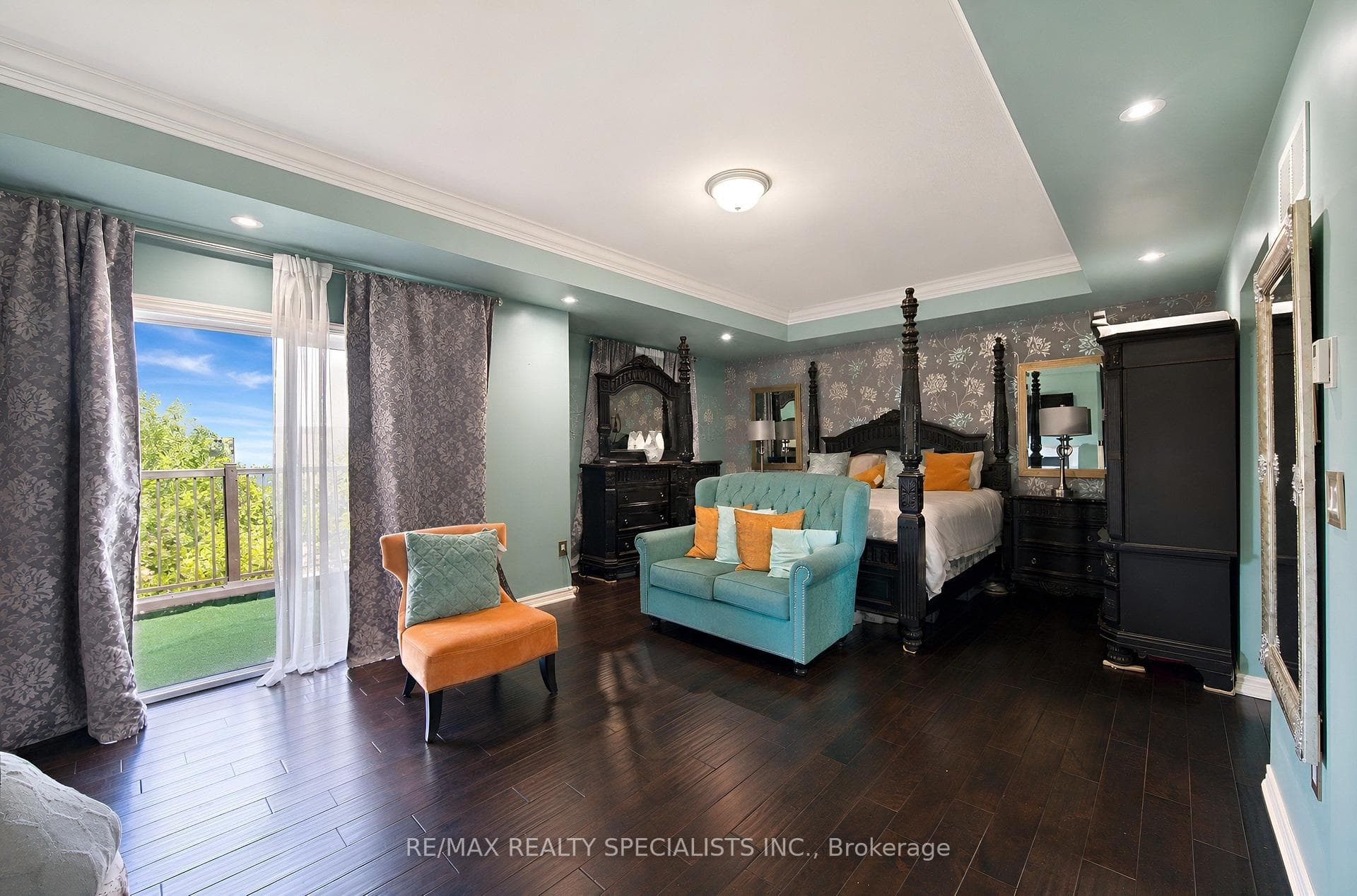 4 Burlwood Road photo 34