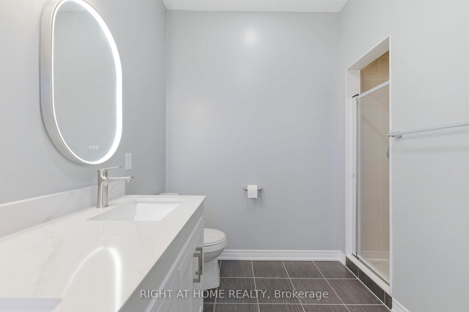 200 Paradelle Drive photo 27
