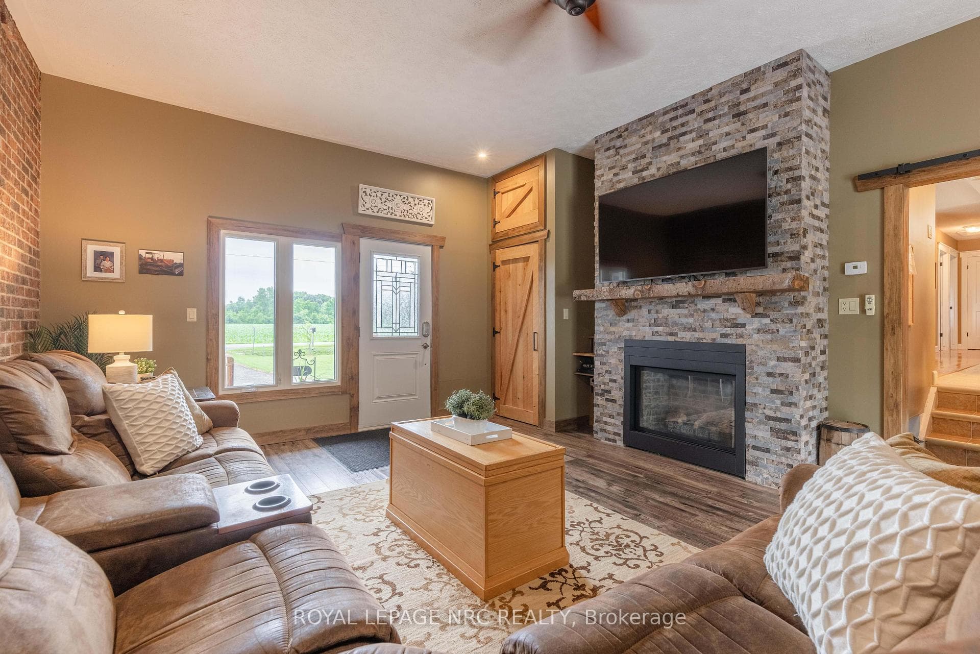 54038 Willford Road photo 17