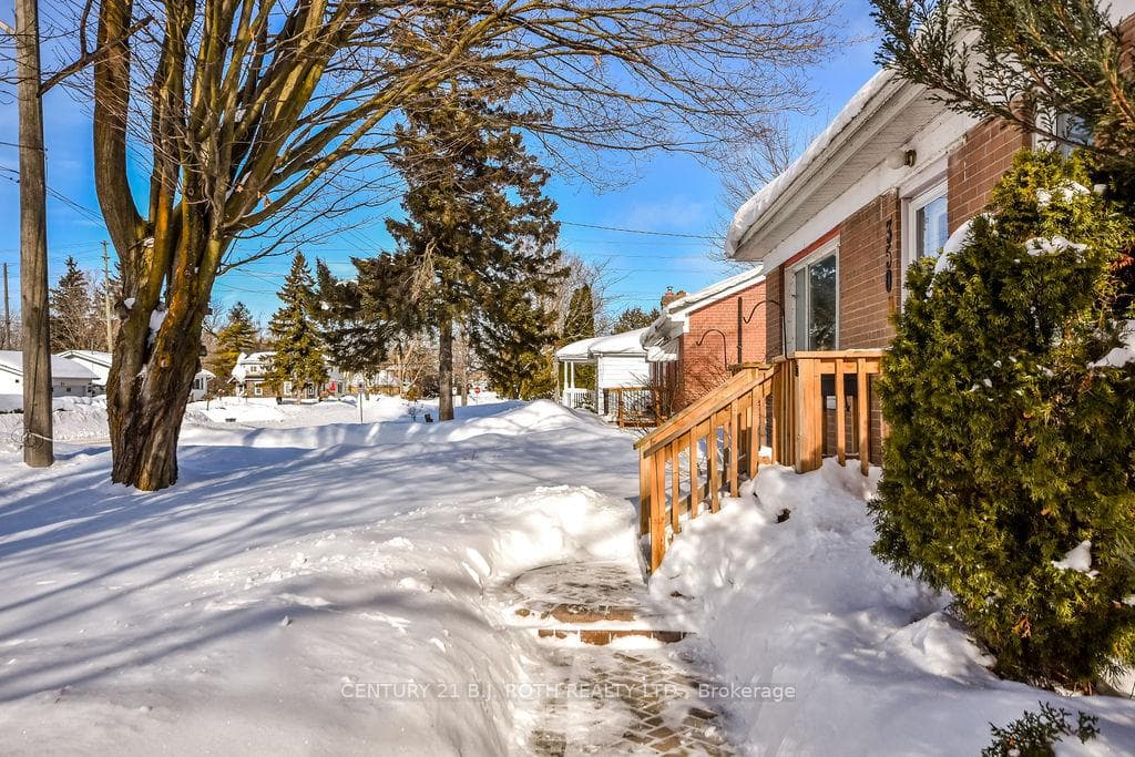 INTERLOCK FRONT WALKWAY