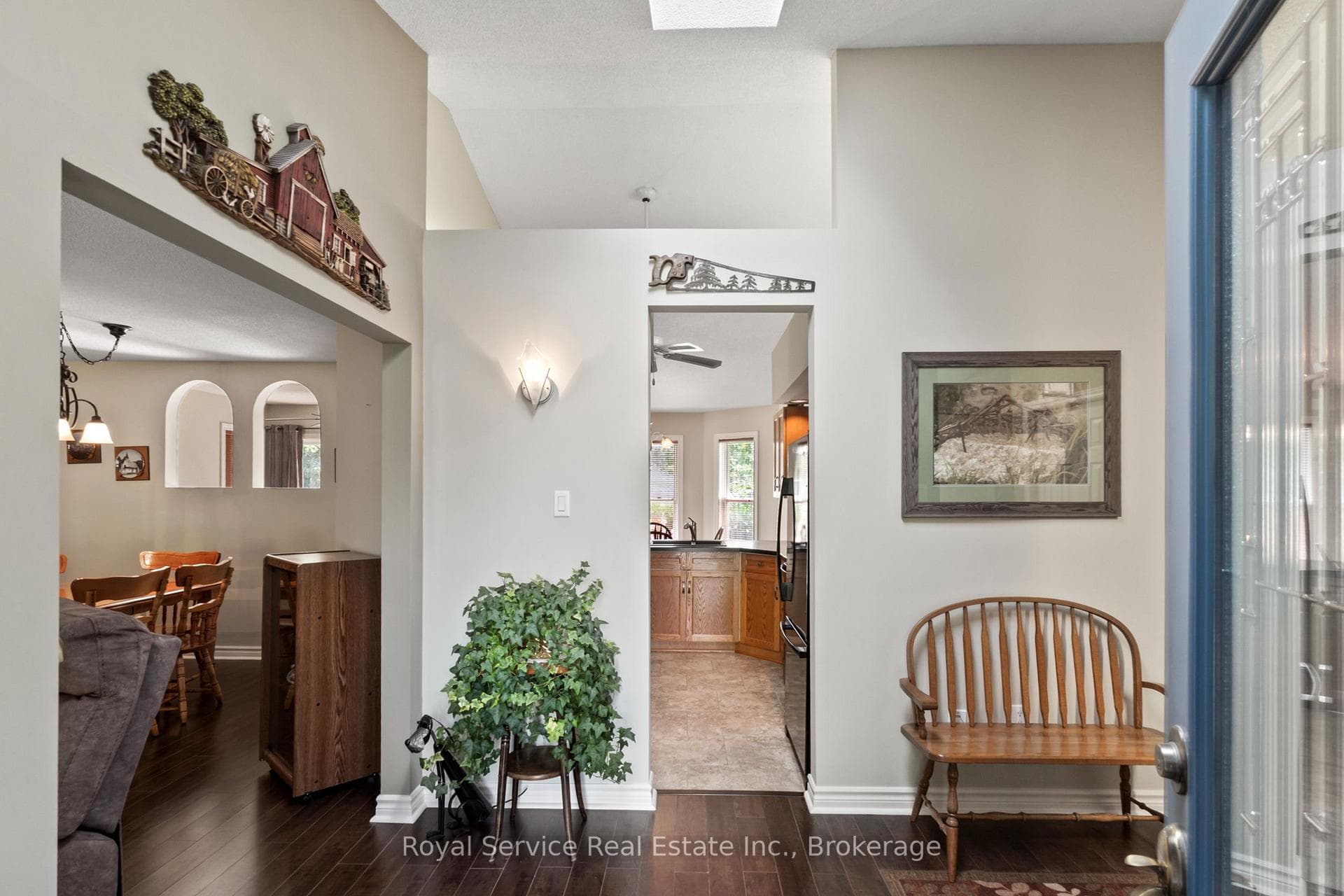 33 Russell Hill Road photo 3