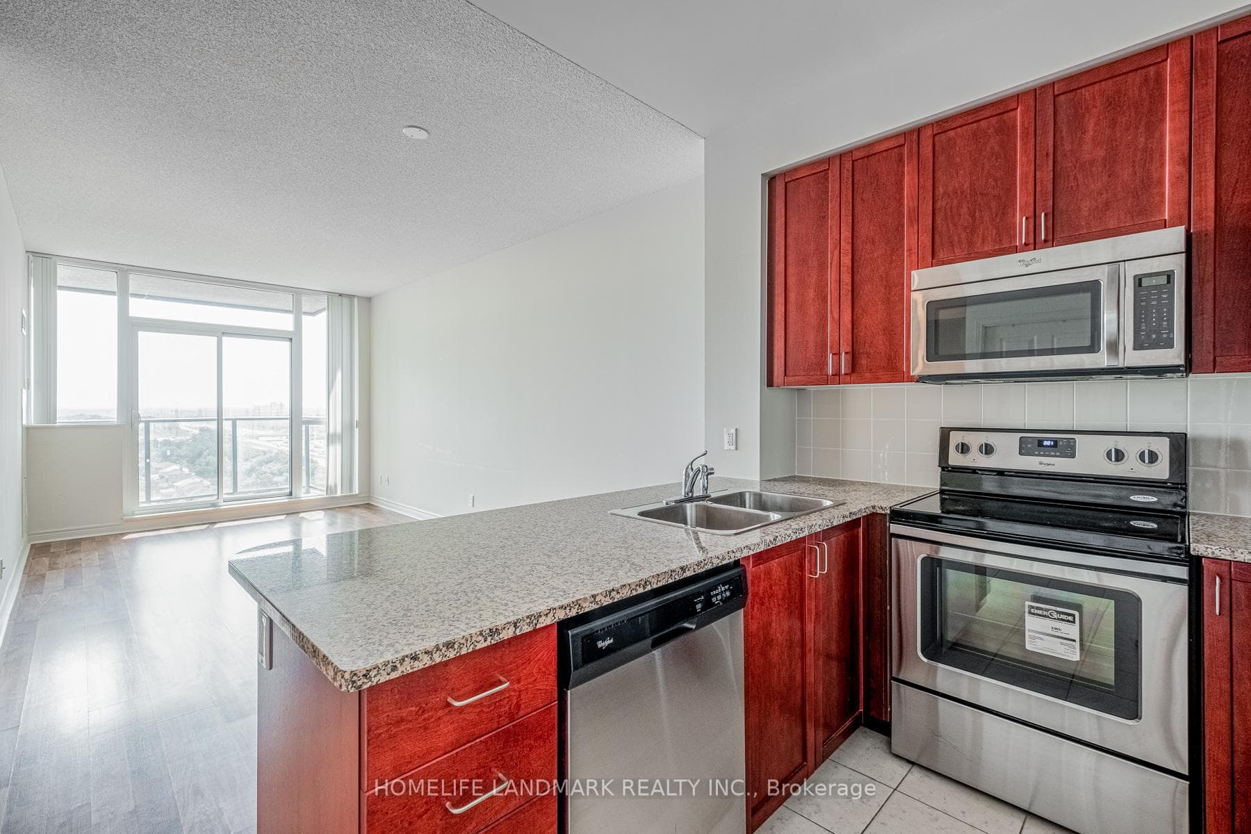 339 RATHBURN Road Unit 1712 photo 4