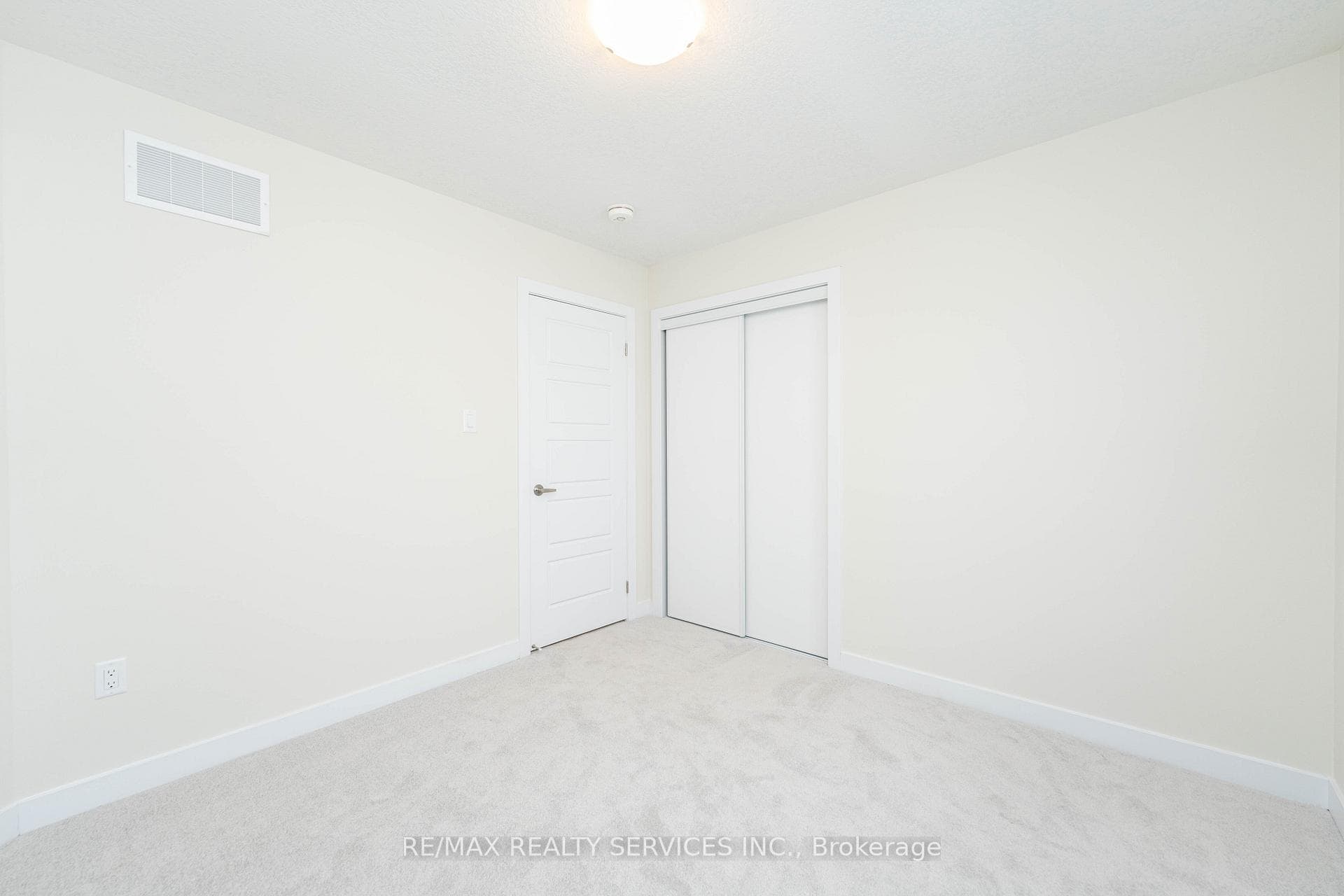 82 Starboard Crescent Unit CRES photo 27