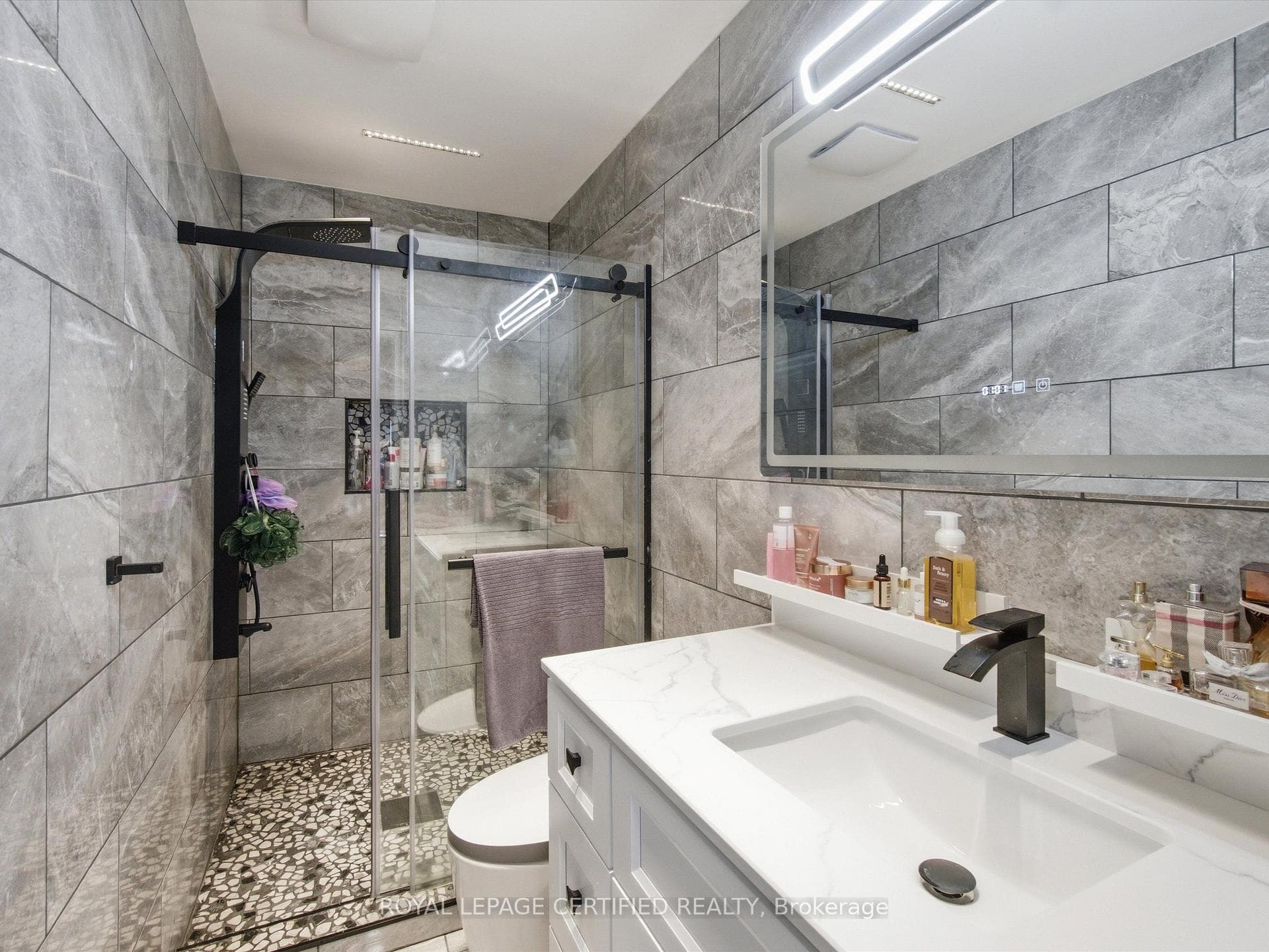 288 Irene Drive photo 23