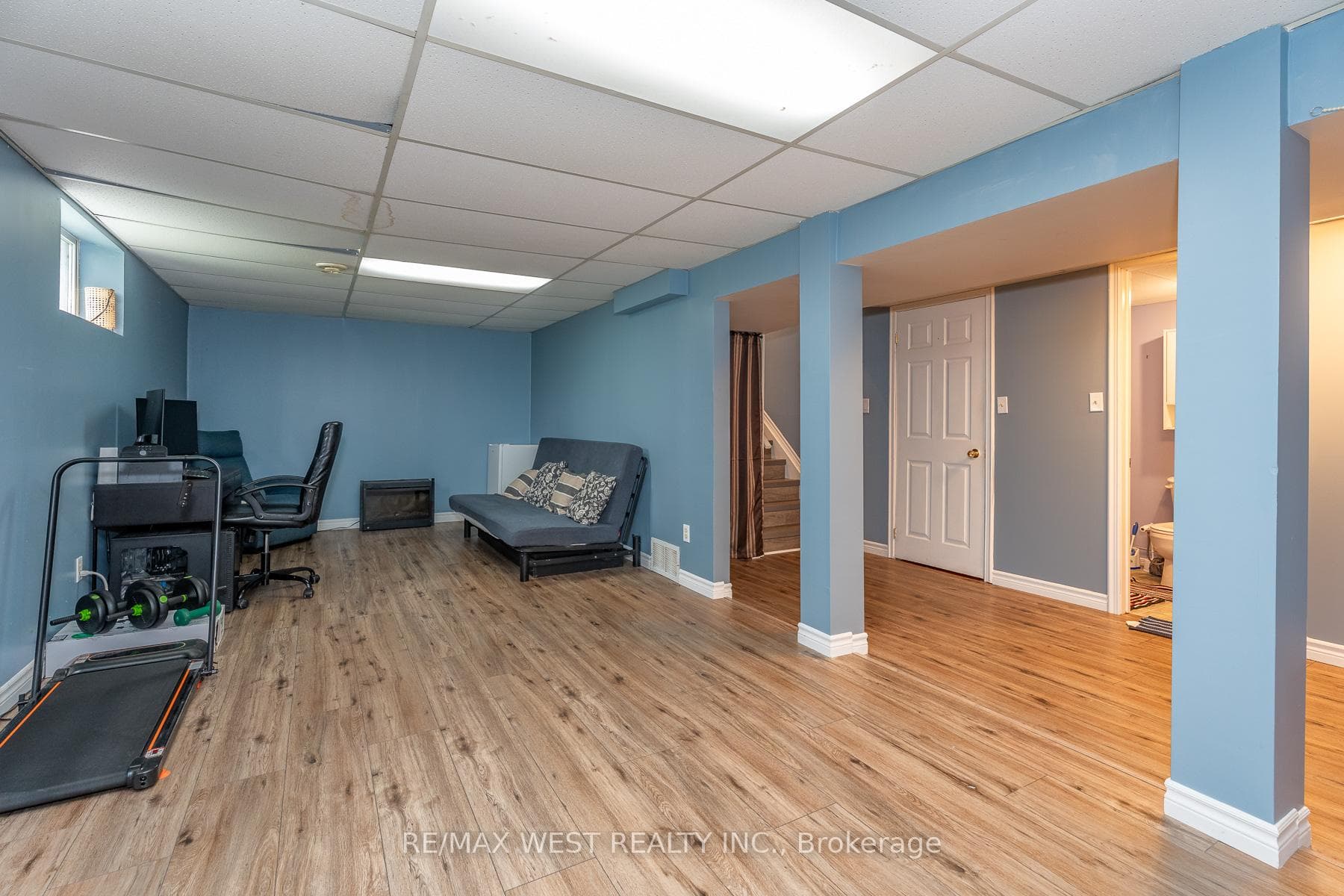 Finish basement rec room