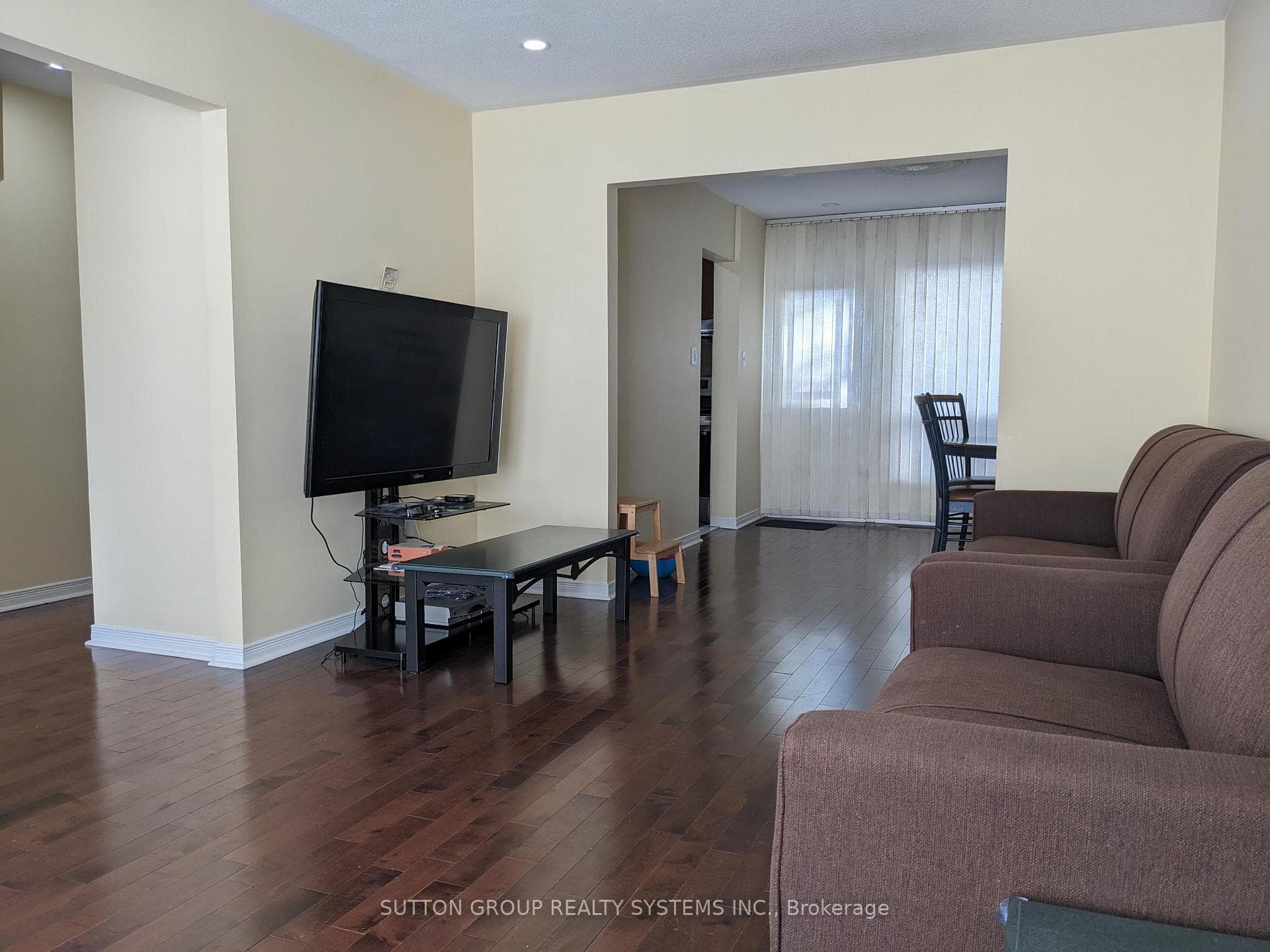 3065 Lenester Drive Unit 15 photo 7