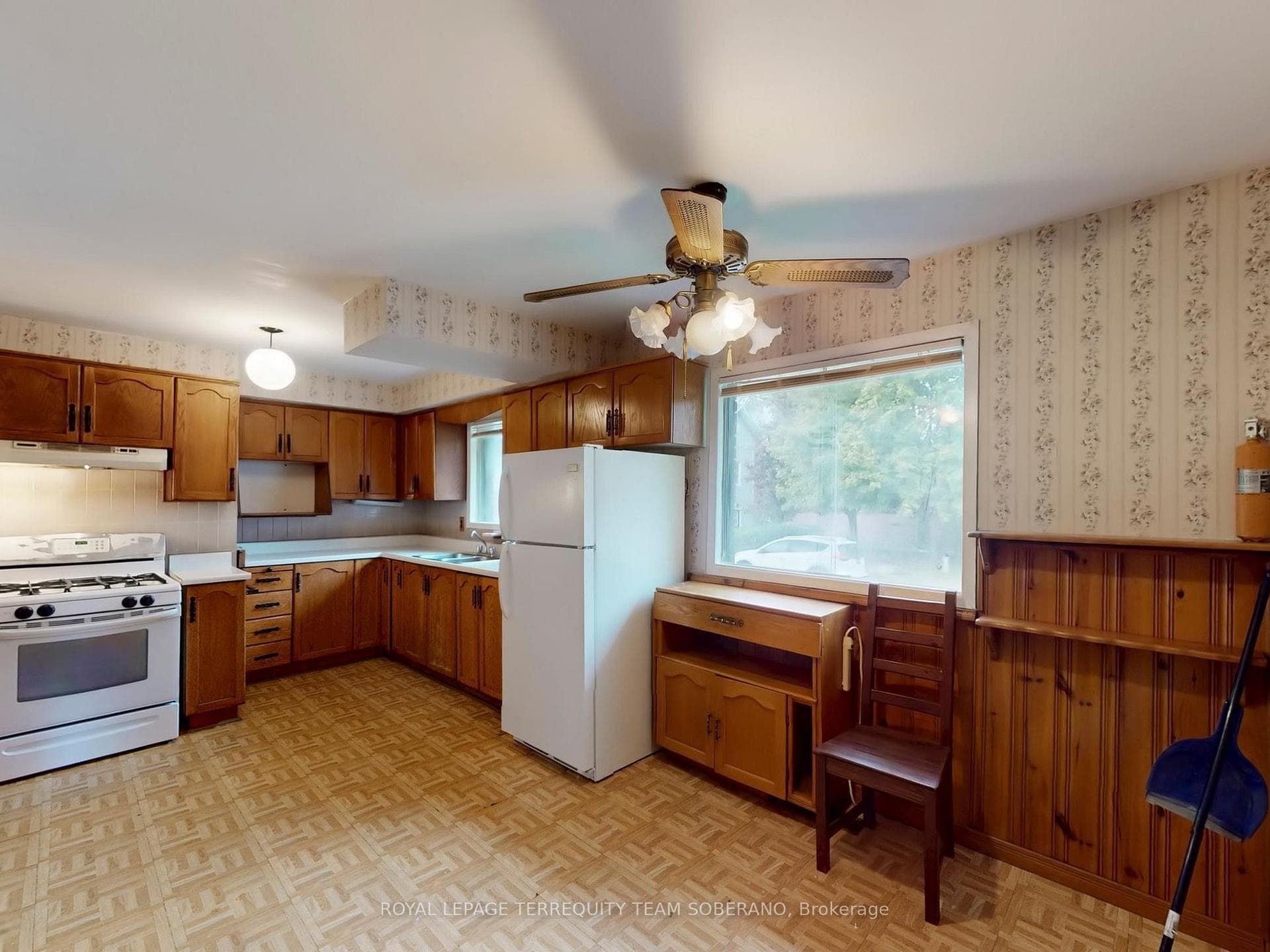632 Beach Boulevard photo 14