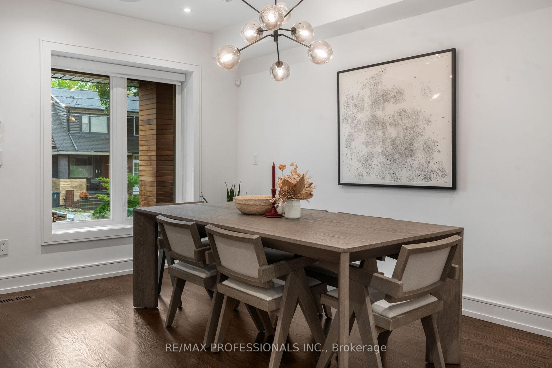12 Mayfield Avenue photo 4