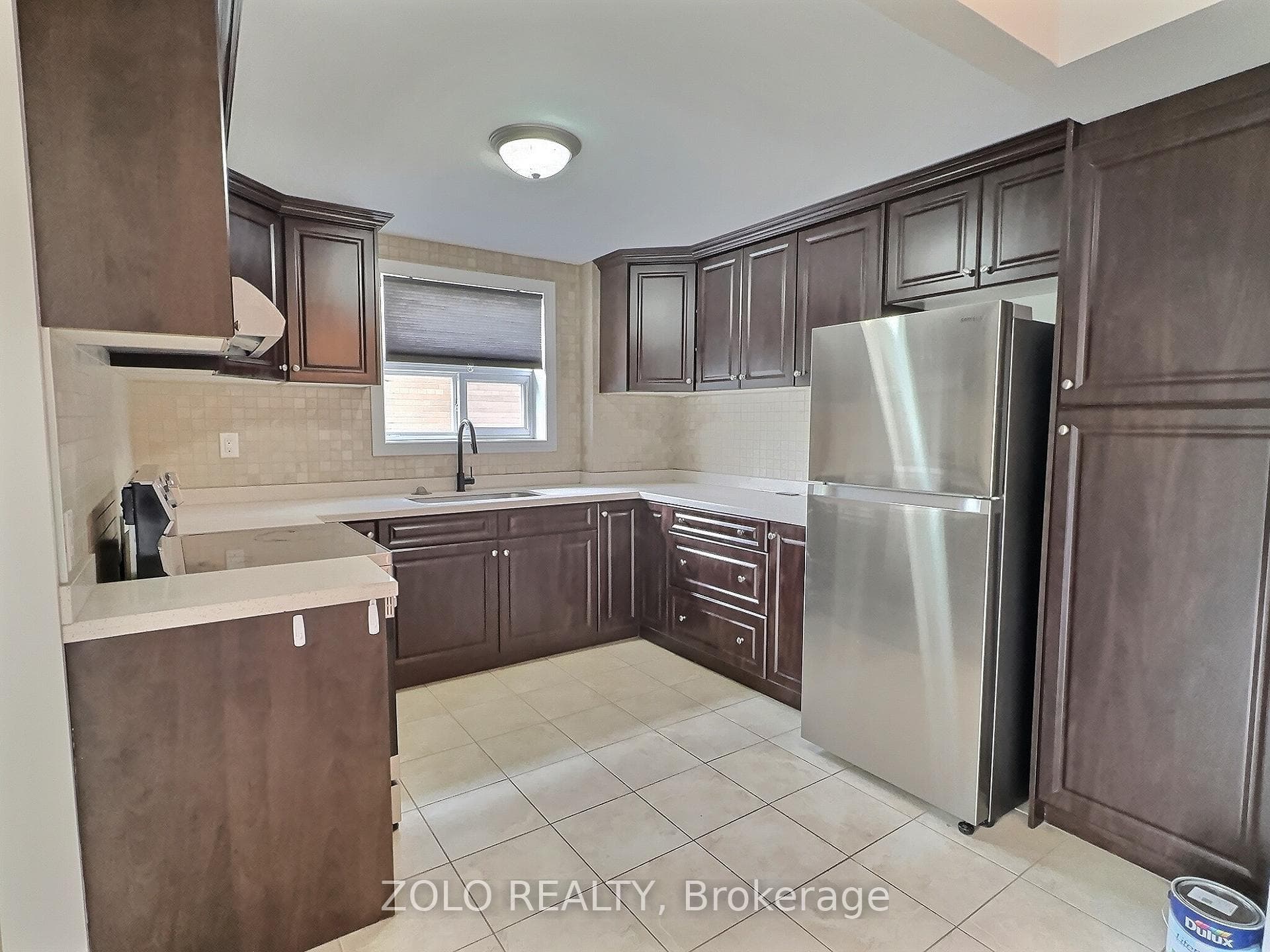 279 Scarlett Road photo 2