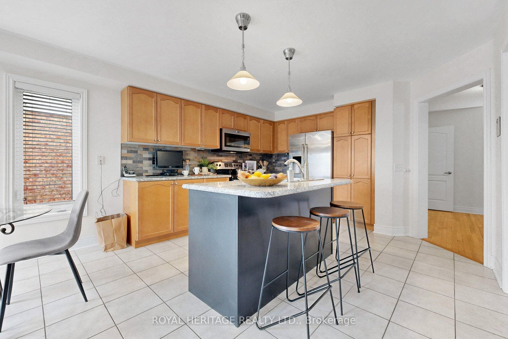 32 Bathgate Crescent photo 12