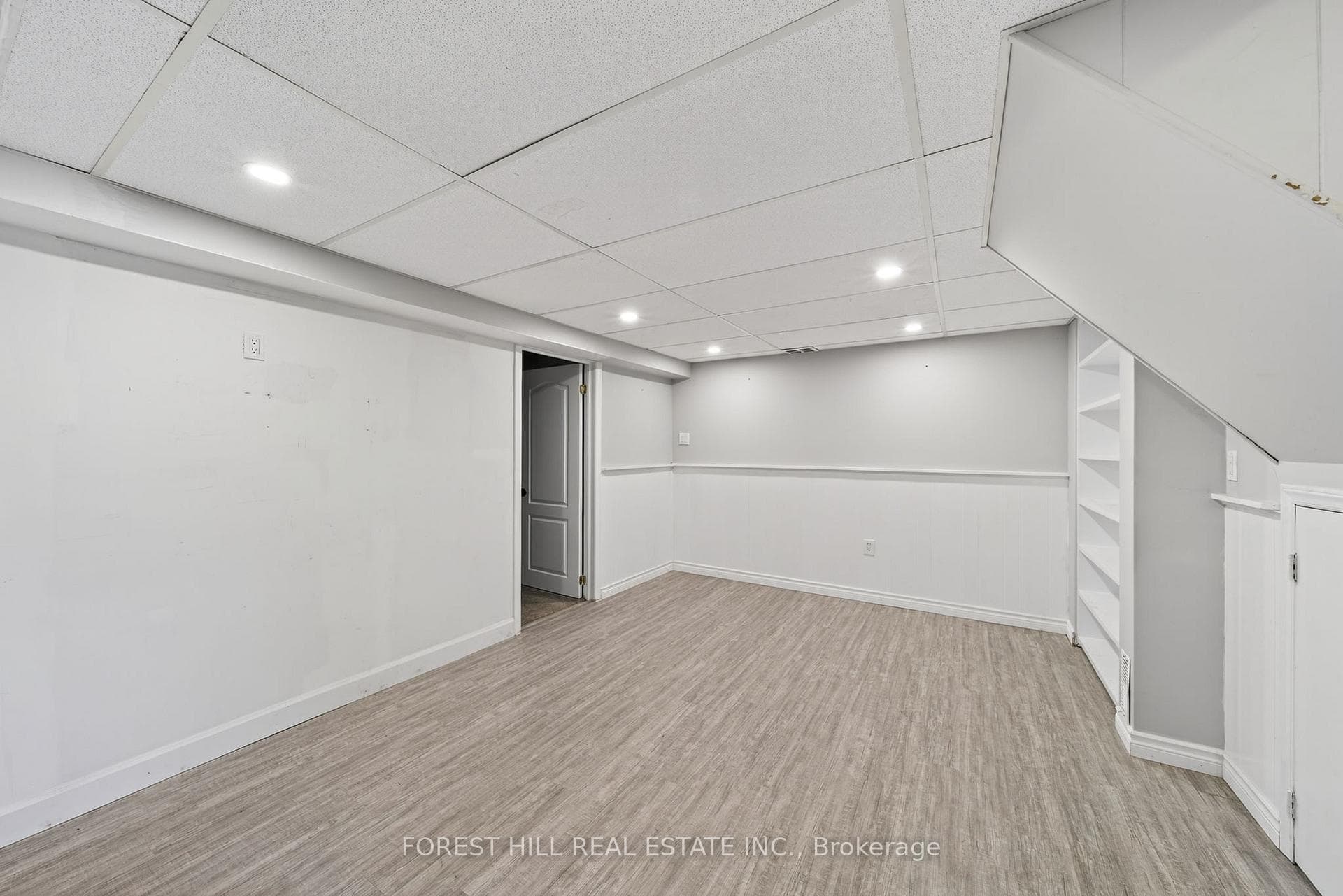 233 Rose Street photo 30