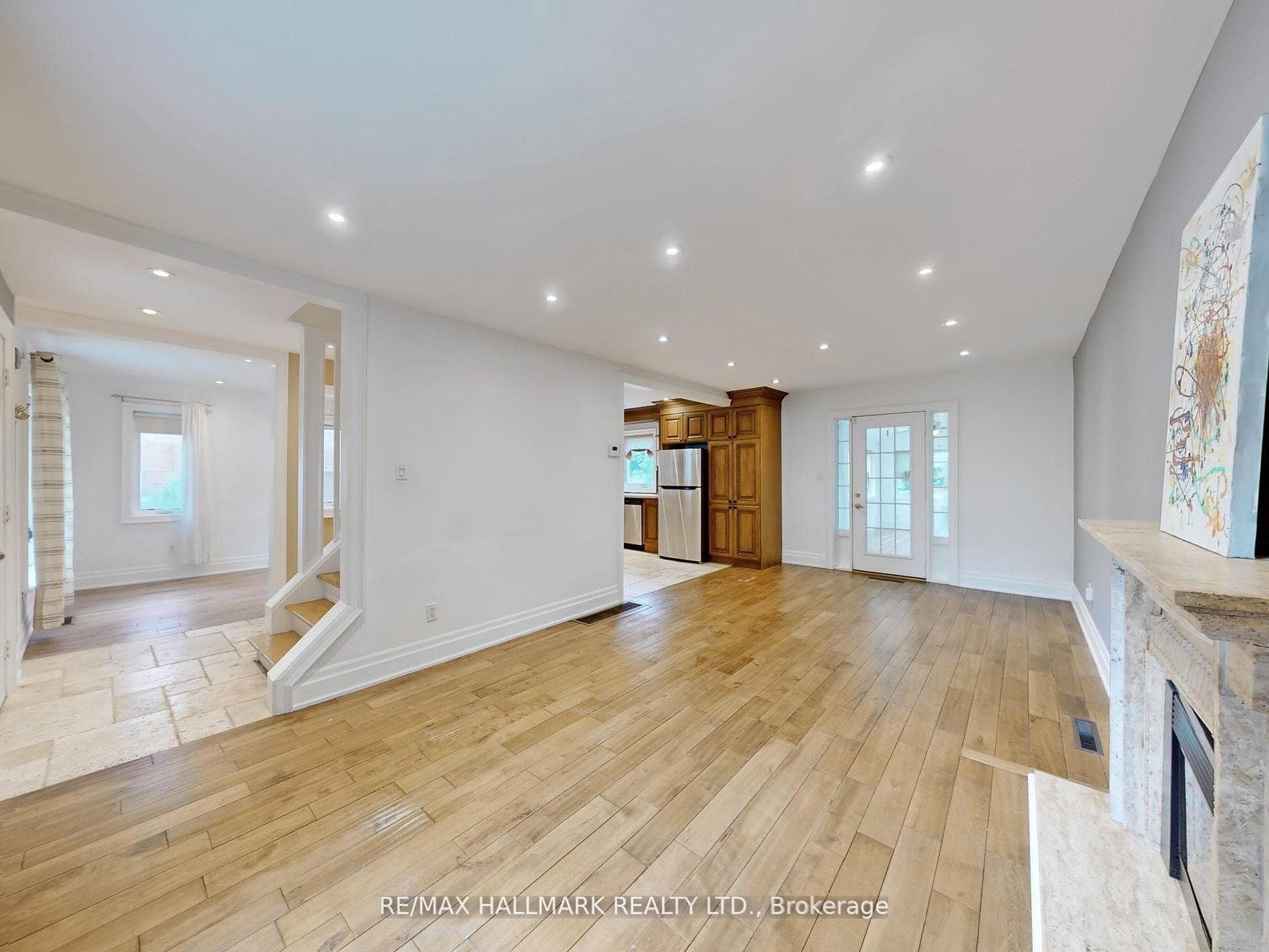 86 Ruggles Avenue photo 3