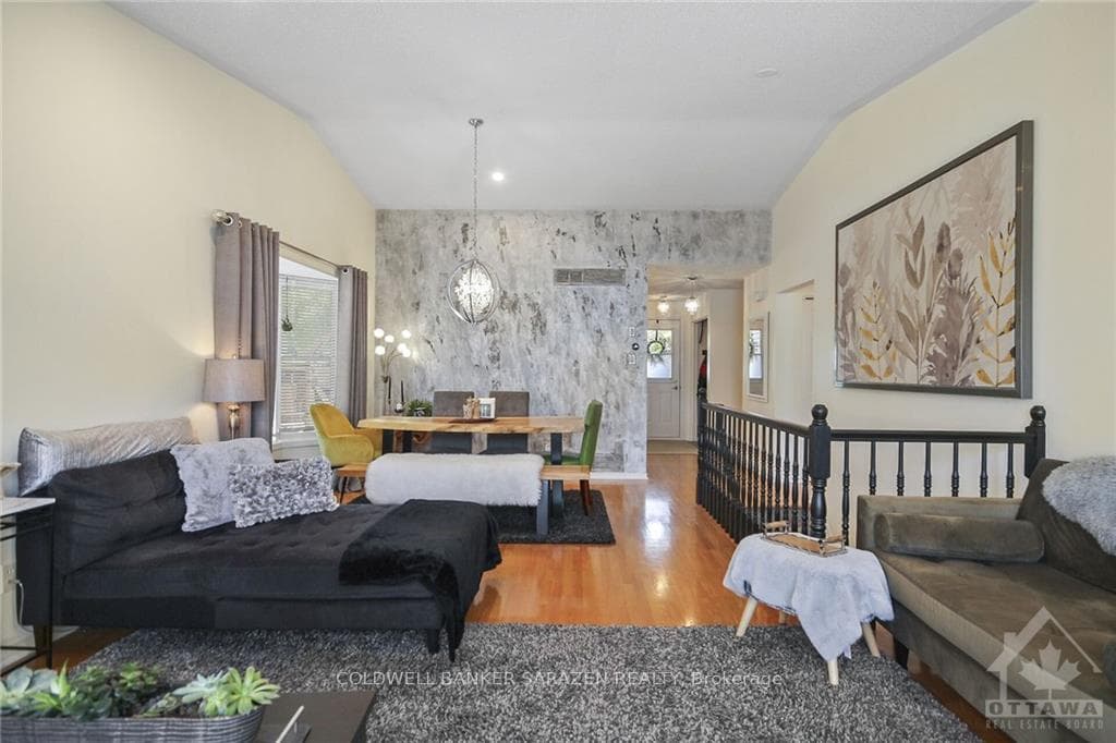 2 BILLINGHAM Crescent photo 13