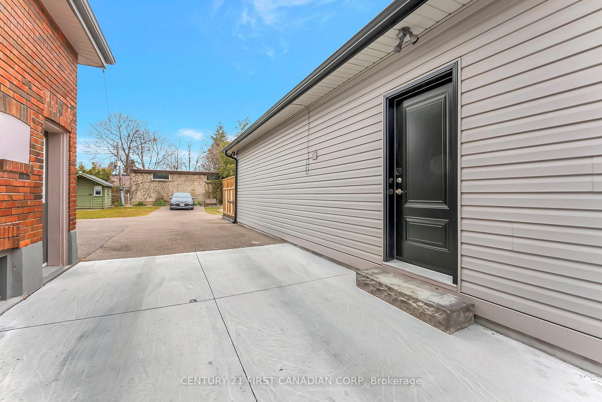 208 Nelson Street photo 30