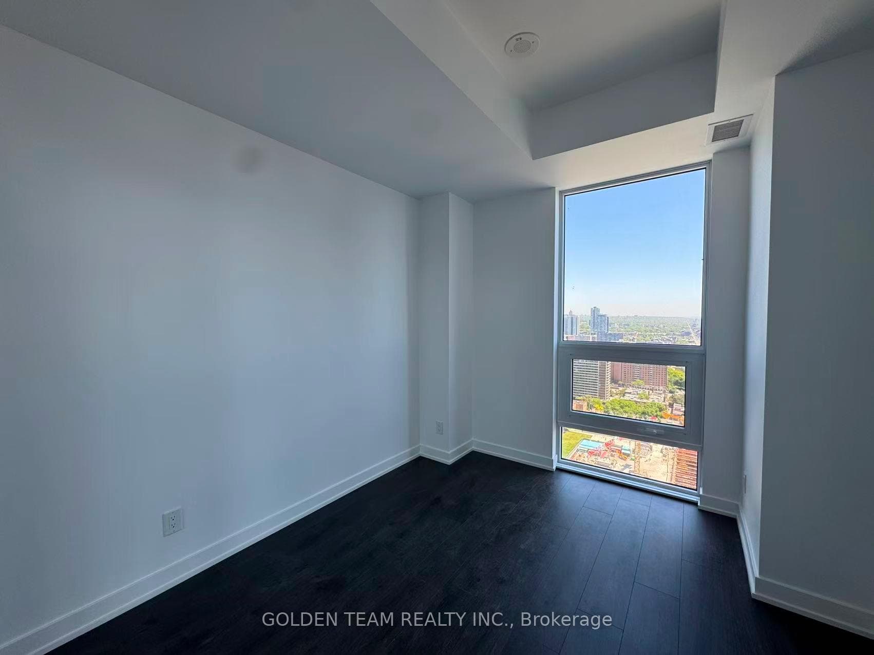 100 Queen Street Unit 3705 photo 8