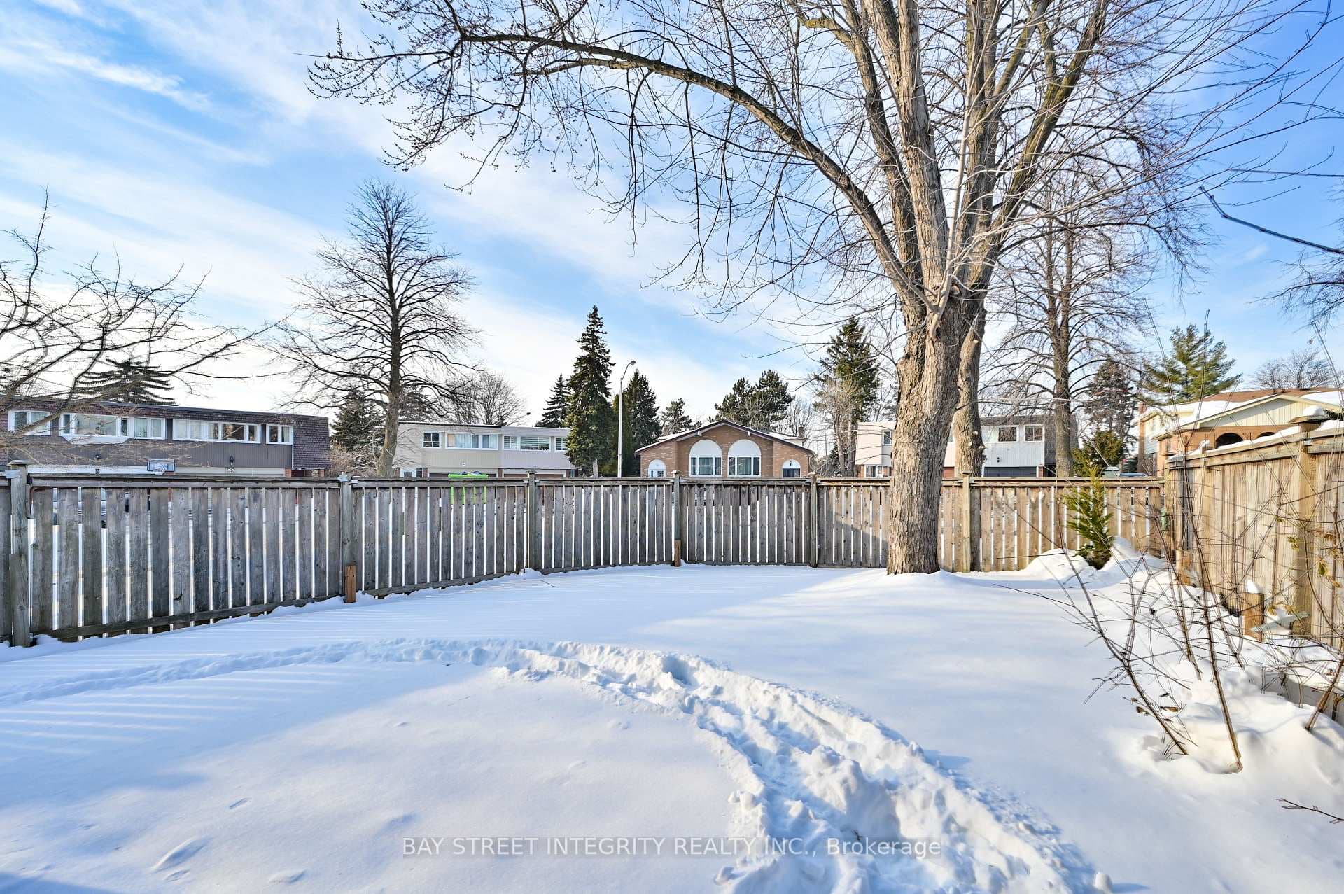 85 Angus Drive photo 49