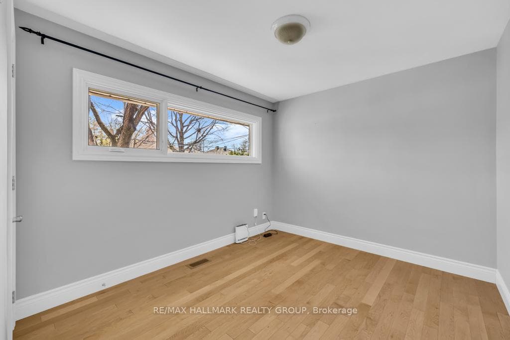 655 Mansfield Avenue photo 20