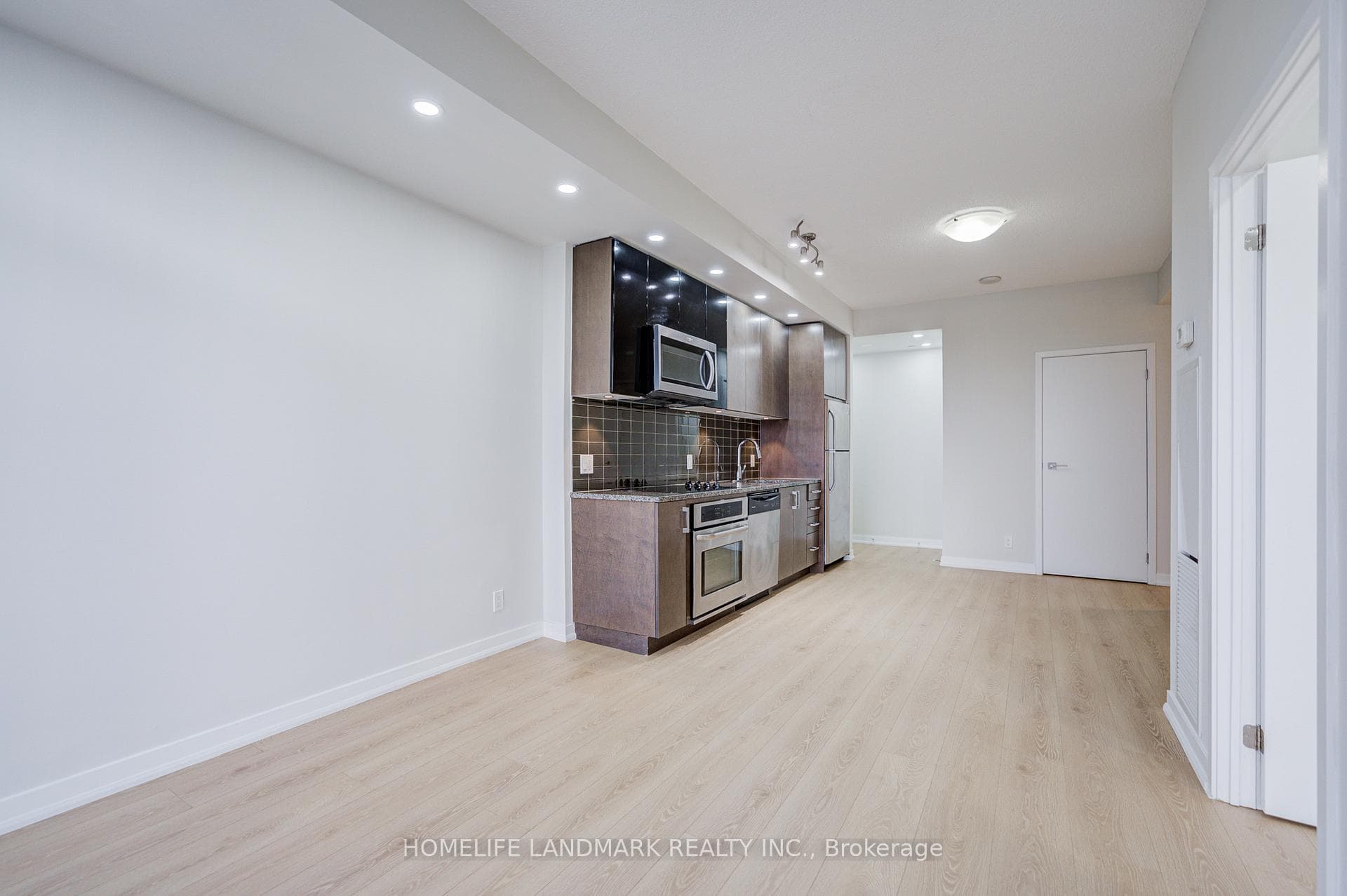 89 Dunfield Avenue Unit 2601 photo 16