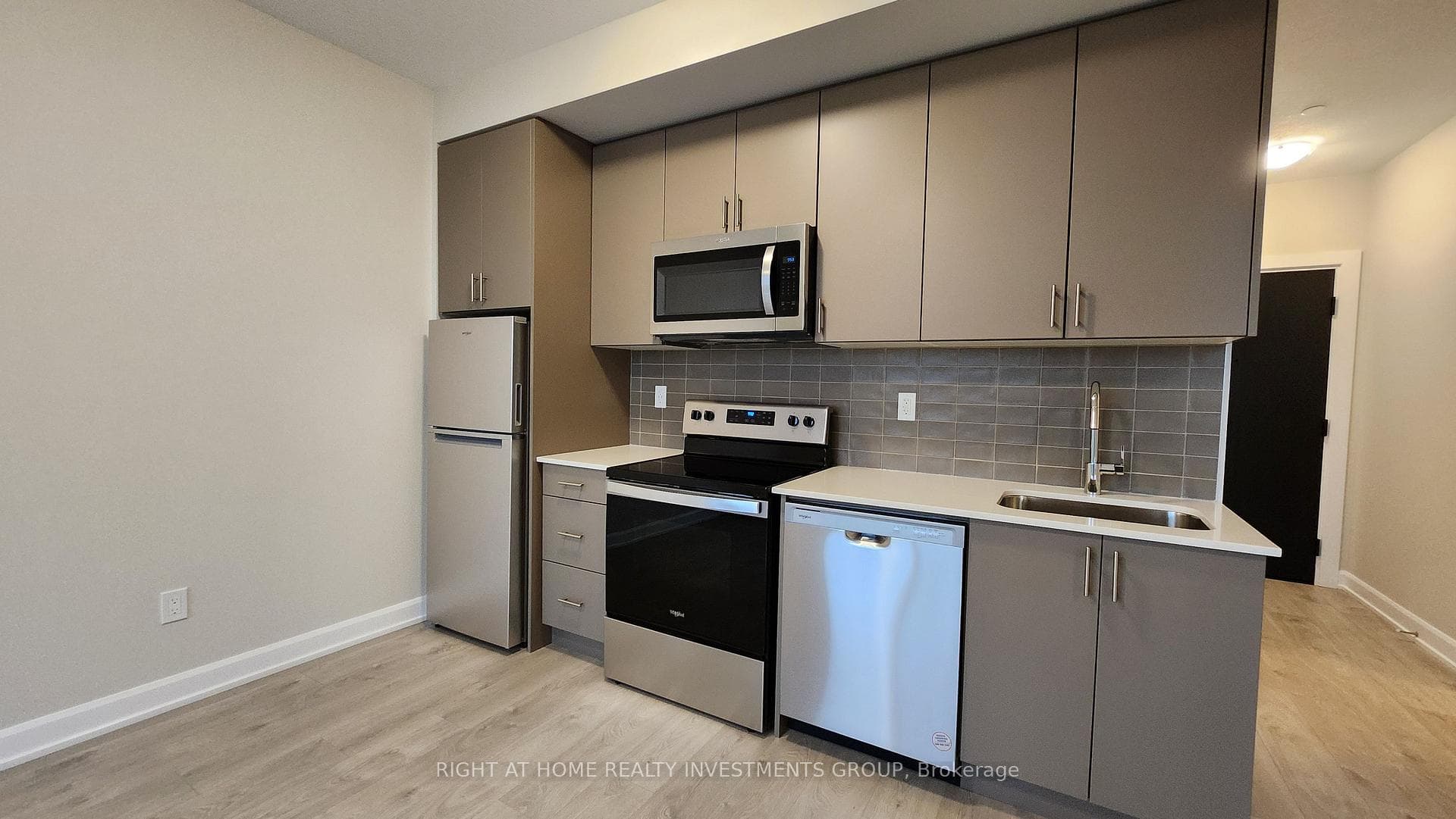 3220 William Coltson Avenue Unit 1203 photo 3