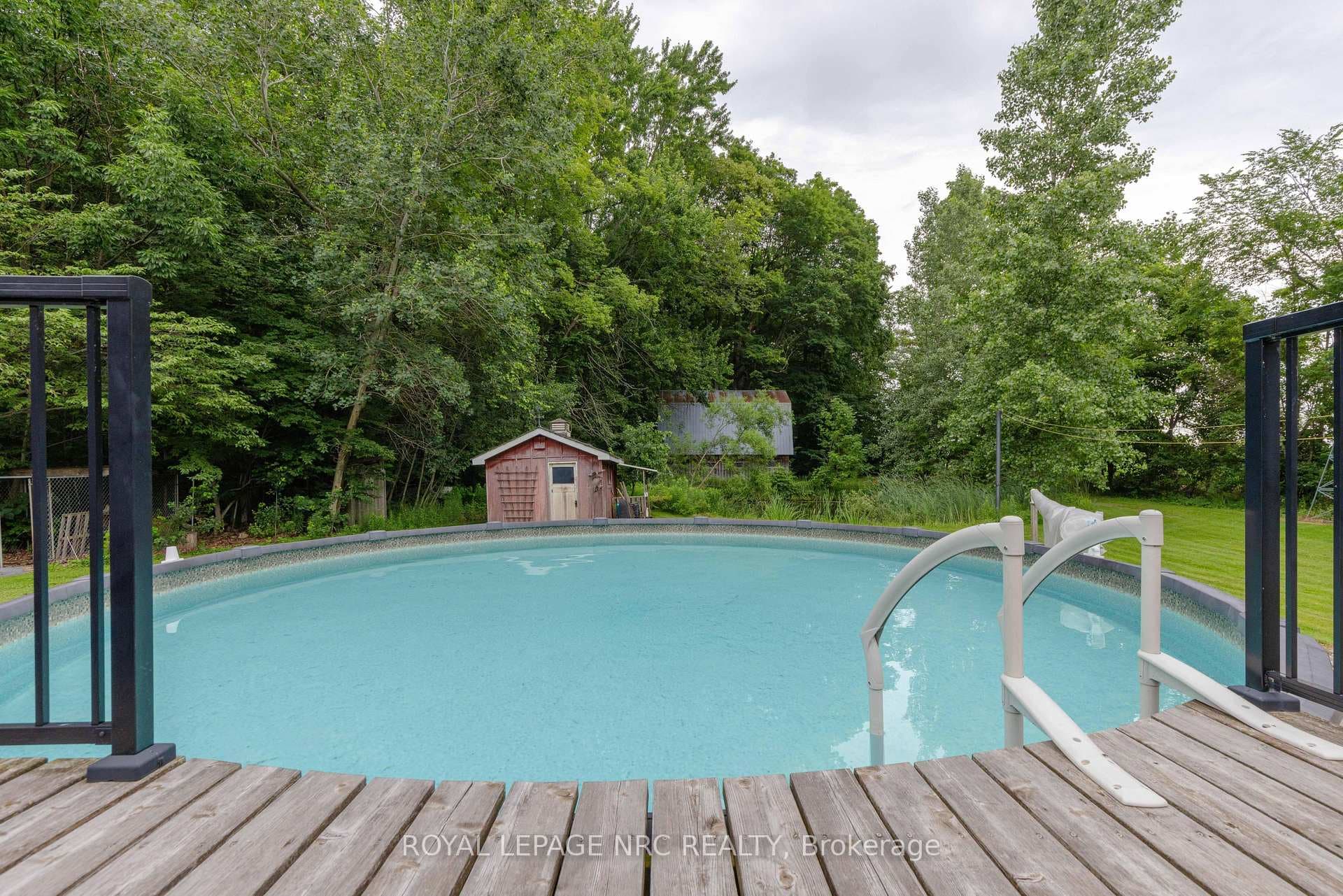 54038 Willford Road photo 27