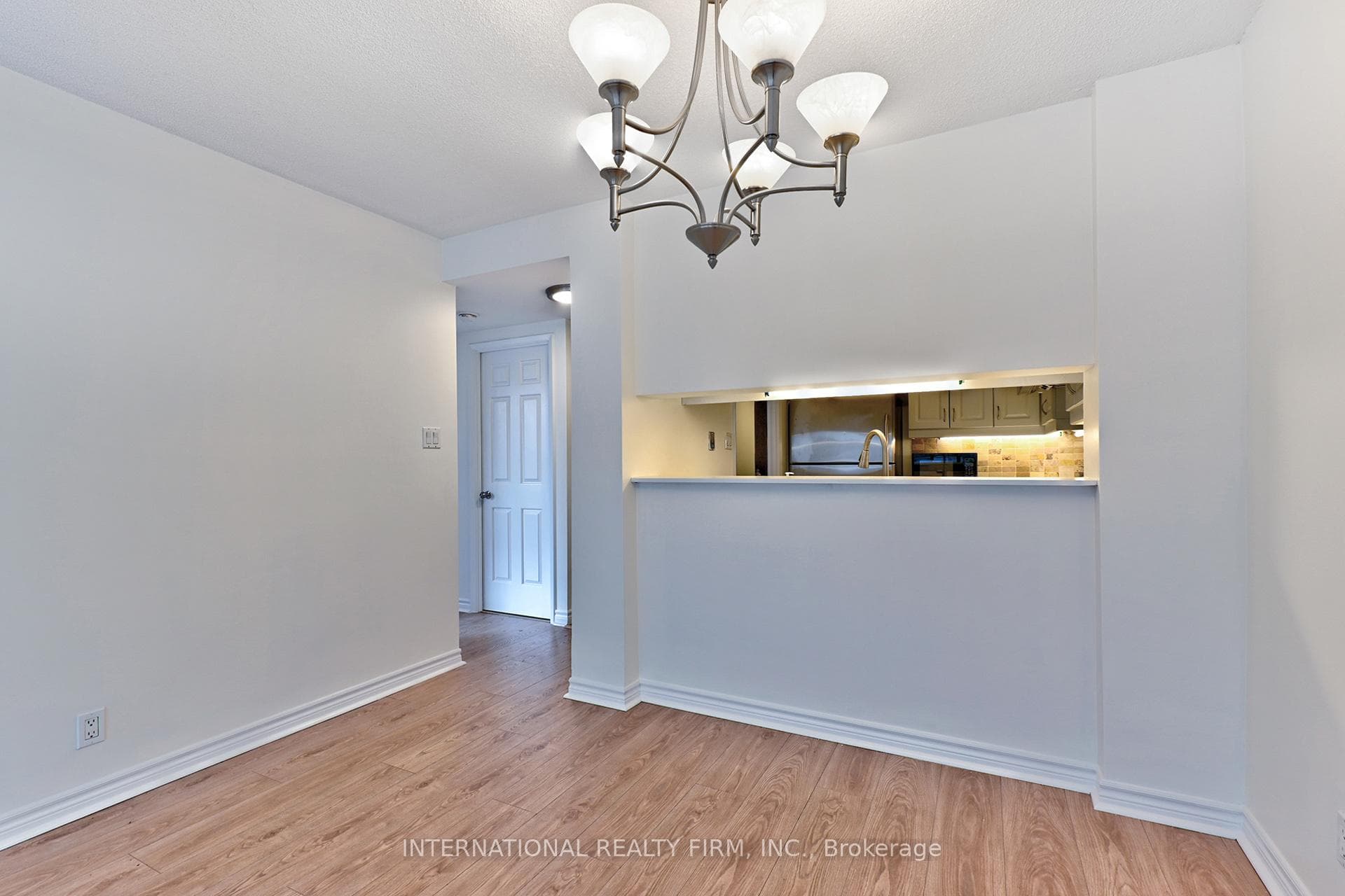 711 Bay St Street Unit 716 photo 10