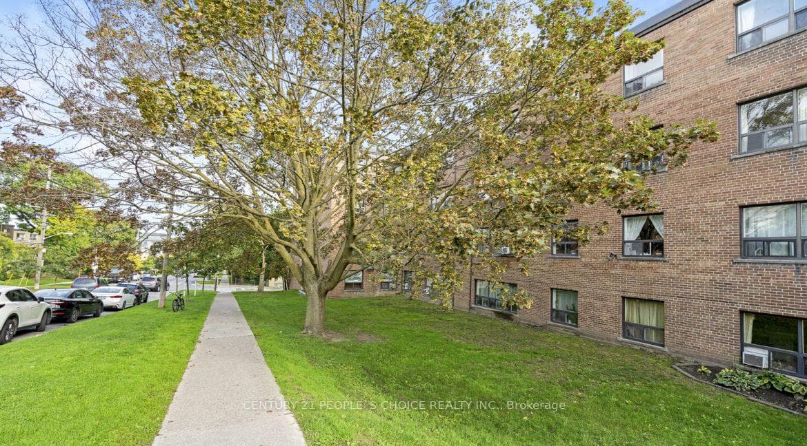 183 Berry Road Unit 302 photo 14