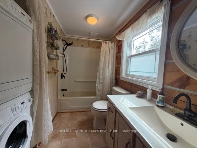 4 Pc Bath and Laundry