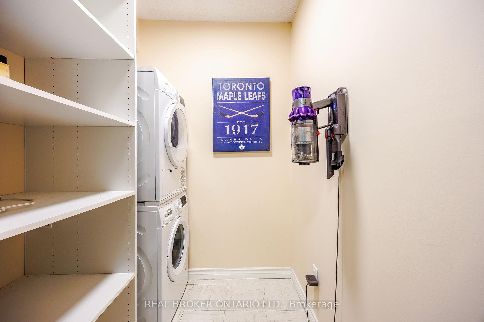 30 Holly Street Unit 506 photo 6
