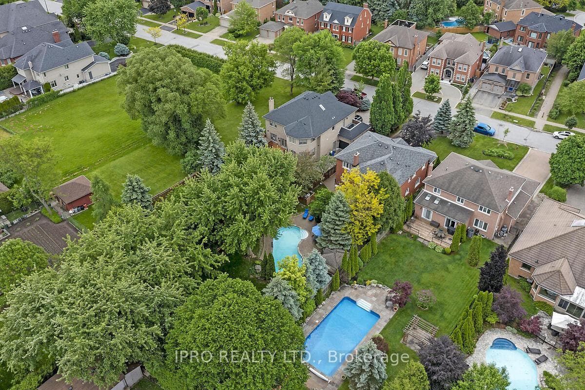 44 Ellsworth Avenue photo 26
