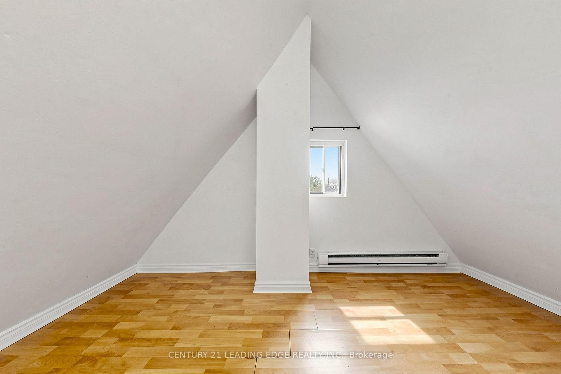 3rd Level - 3rd Bedroom
