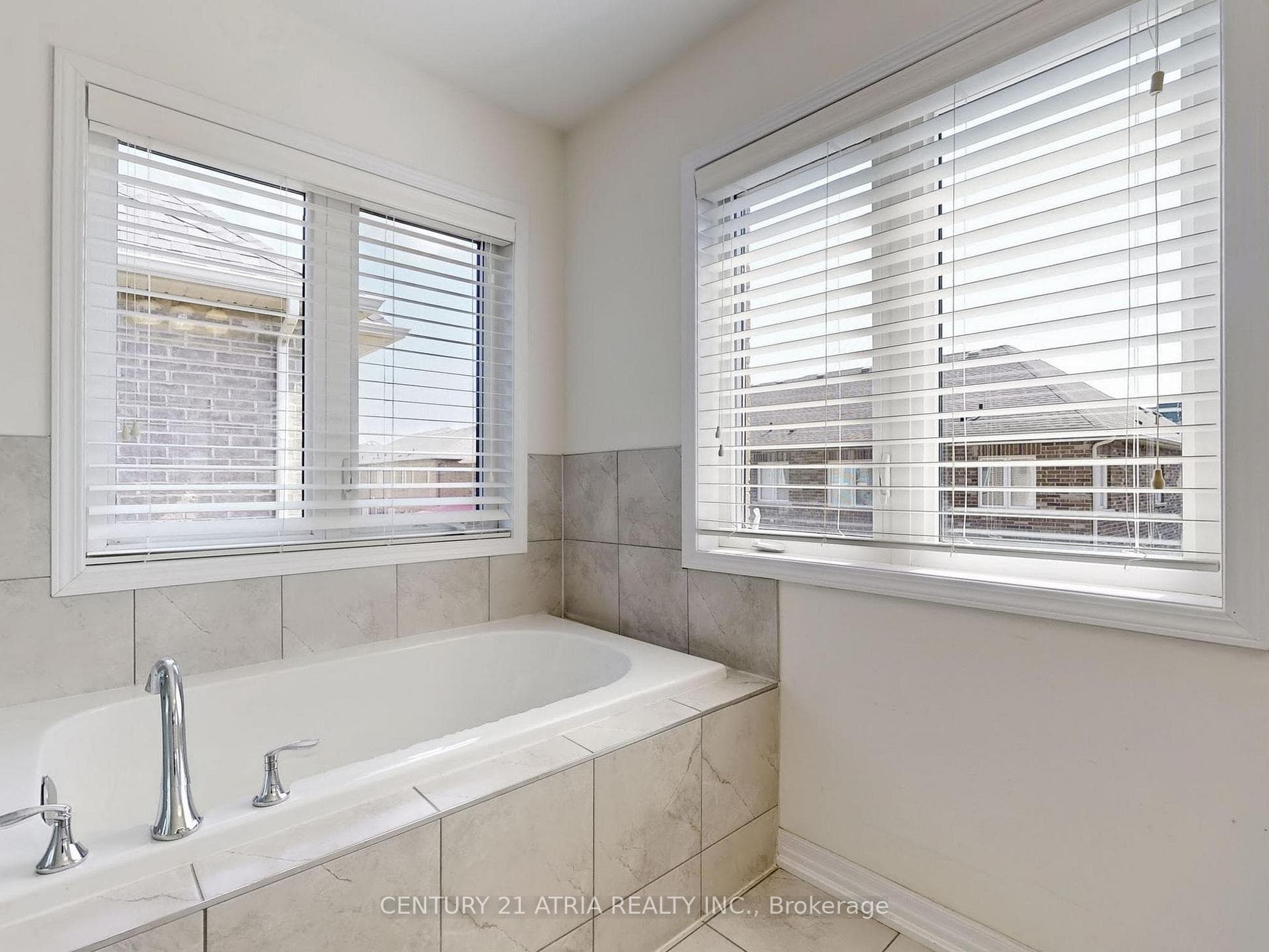 146 Beaveridge Avenue photo 27
