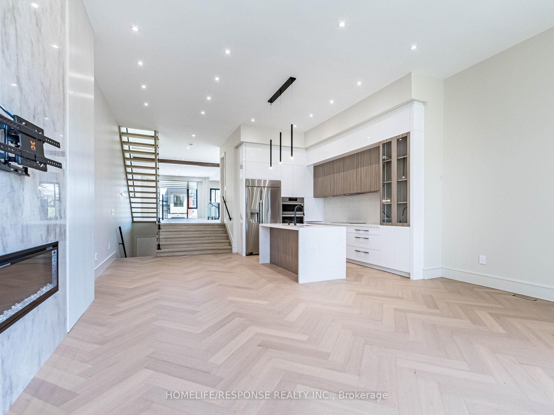 6A PINE Avenue photo 14