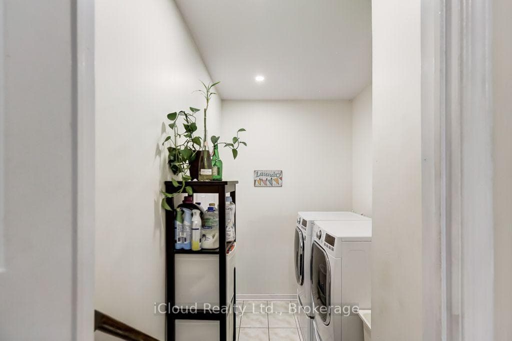 40 Ralph Chalmers Avenue photo 16