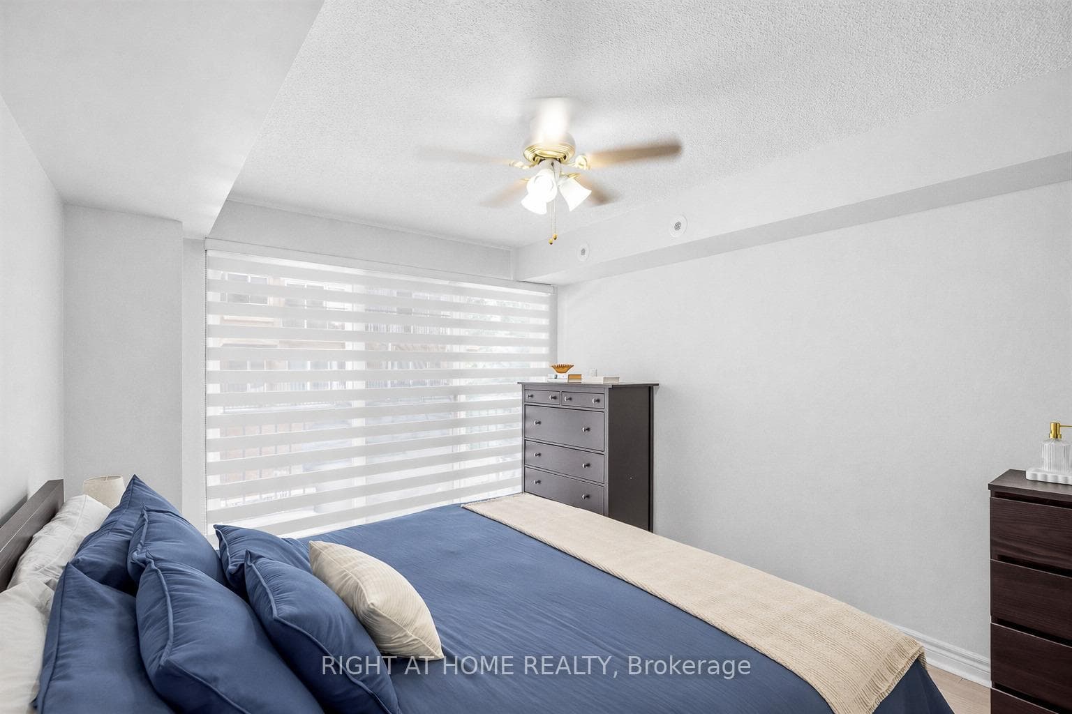 65 George Appleton Way Unit 2085 photo 14